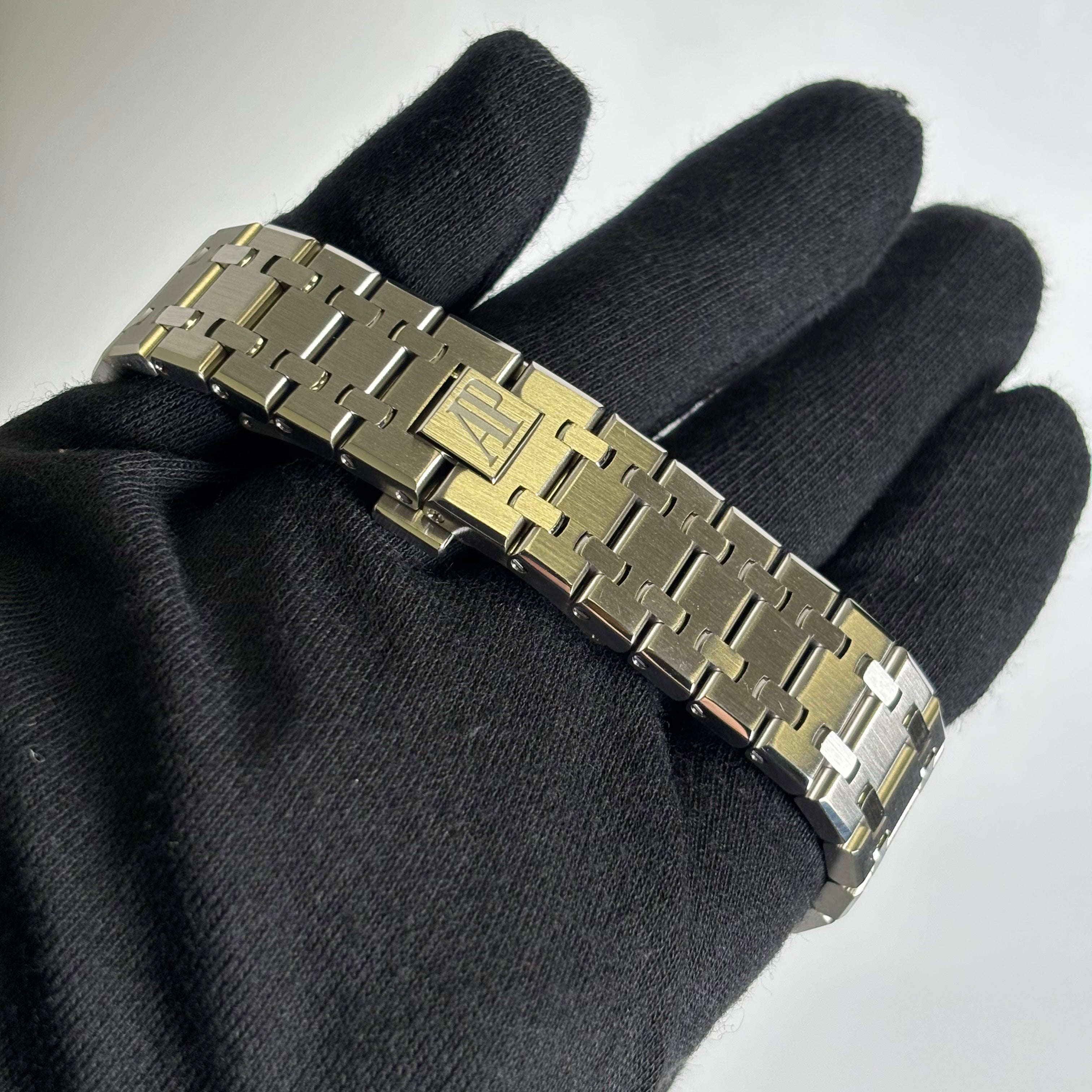 Audemars Piguet Royal Oak 41mm Blue Dial Watch Ref# 26574ST.OO.1220ST.03 - Happy Jewelers Fine Jewelry Lifetime Warranty