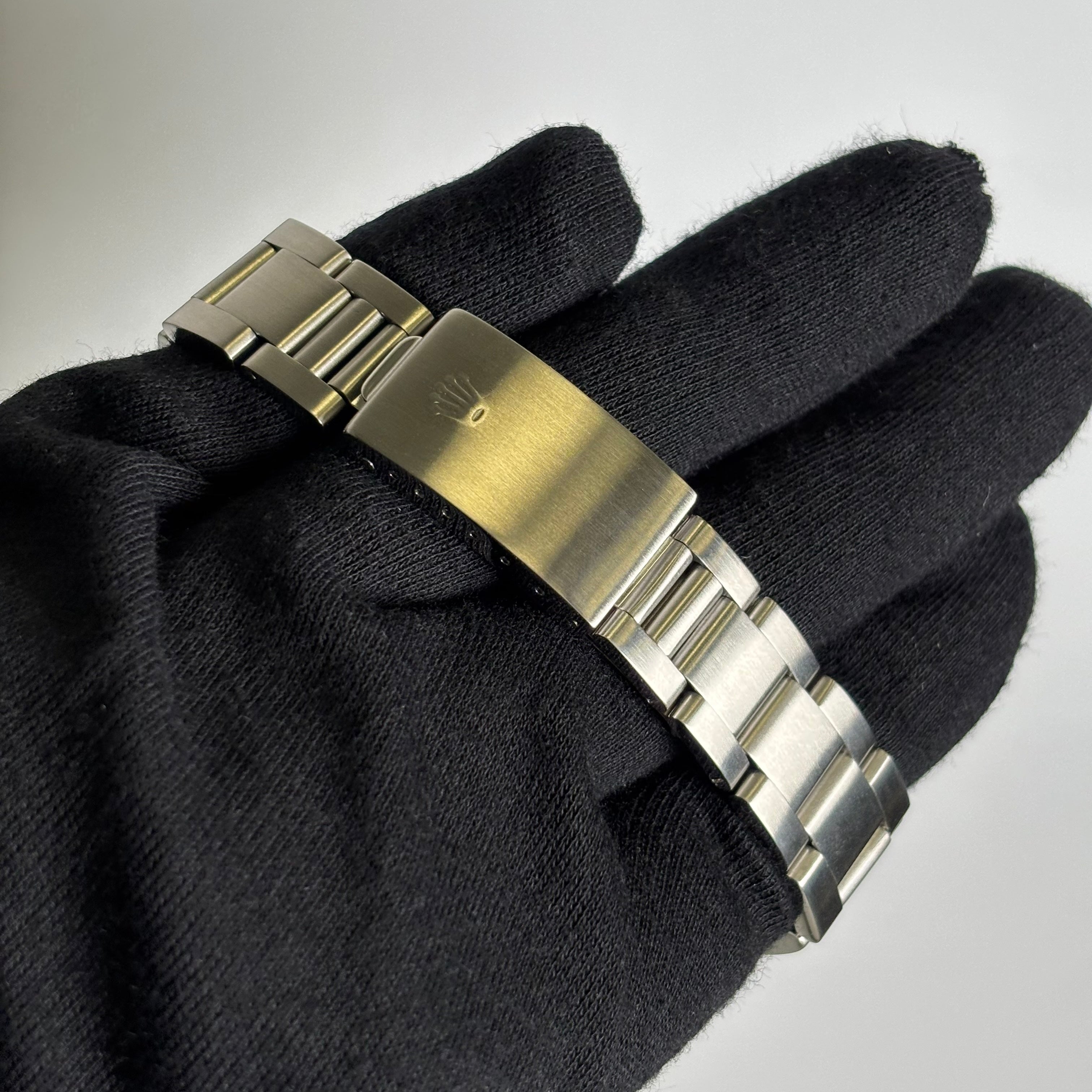 Rolex Explorer II 40mm White Dial Watch Ref# 16570 - Happy Jewelers Fine Jewelry Lifetime Warranty