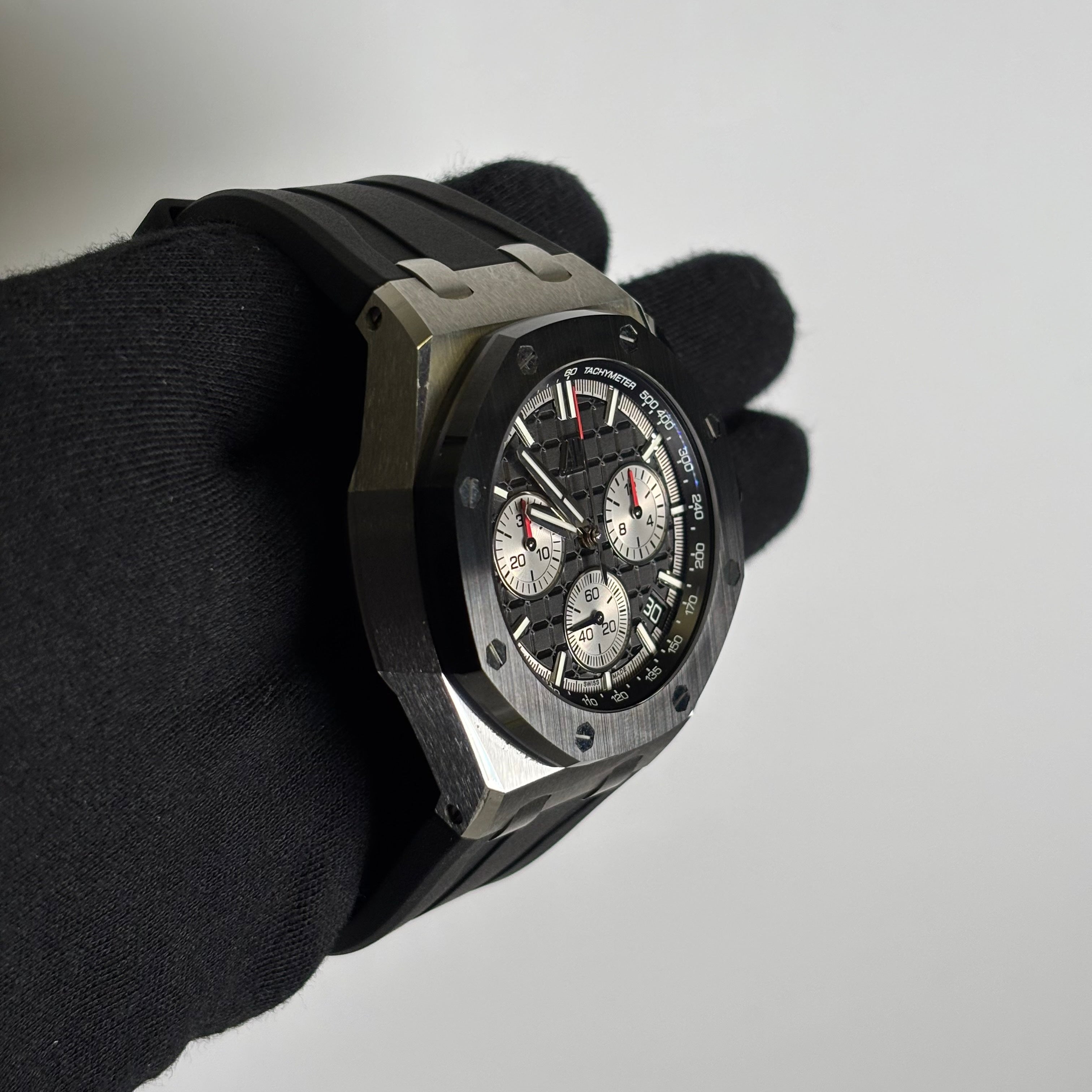 Audemars Piguet Royal Oak 43mm Black Dial Watch Ref# 26420SO.OO.A002CA.01 - Happy Jewelers Fine Jewelry Lifetime Warranty