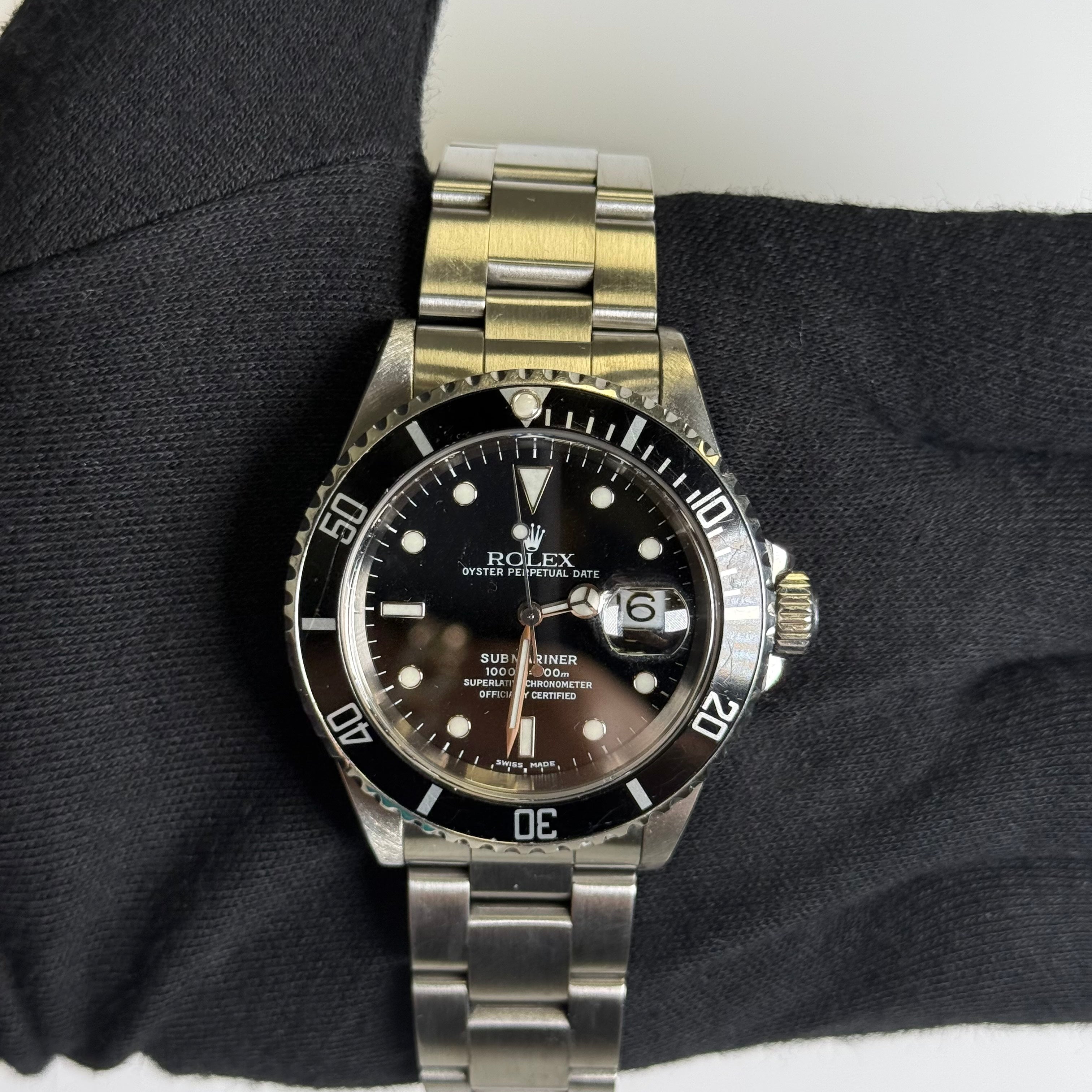 Rolex Submariner 40mm Black Dial Watch Ref# 16610 - Happy Jewelers Fine Jewelry Lifetime Warranty