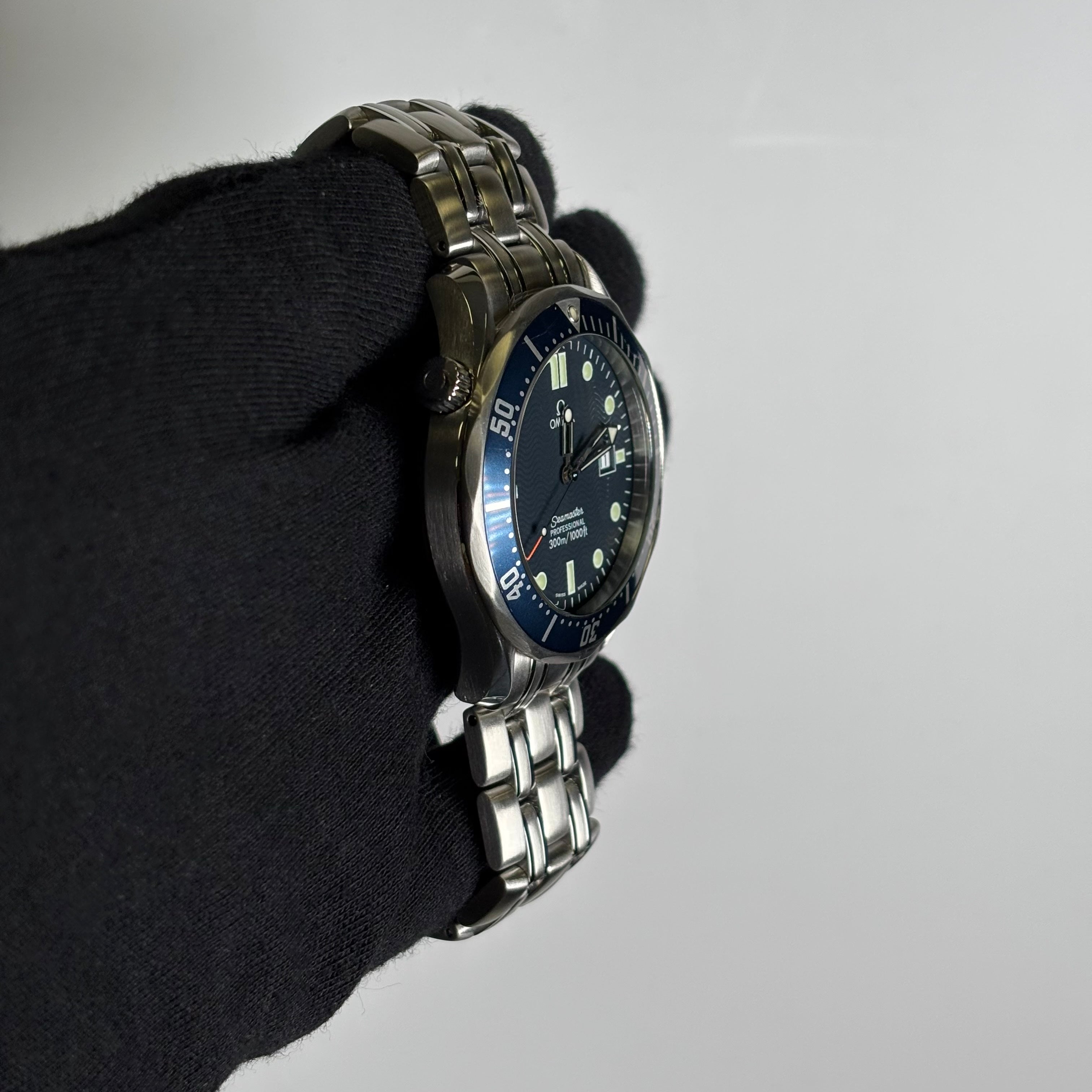 Omega Seamaster 41mm Blue Dial Watch Ref# 2541.80.00 - Happy Jewelers Fine Jewelry Lifetime Warranty