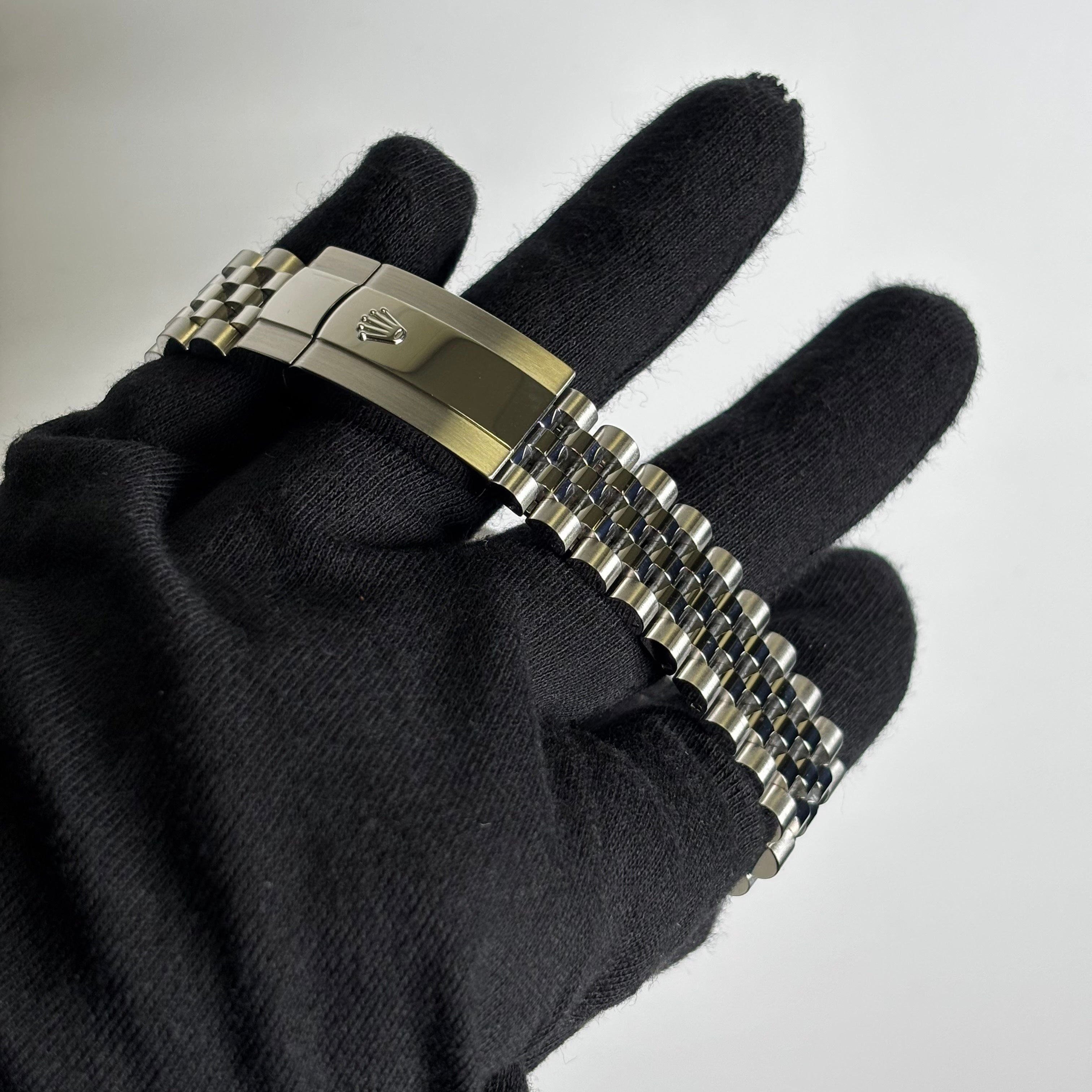 Rolex Datejust 41mm Rhodium Dial Watch Ref# 126334 - Happy Jewelers Fine Jewelry Lifetime Warranty