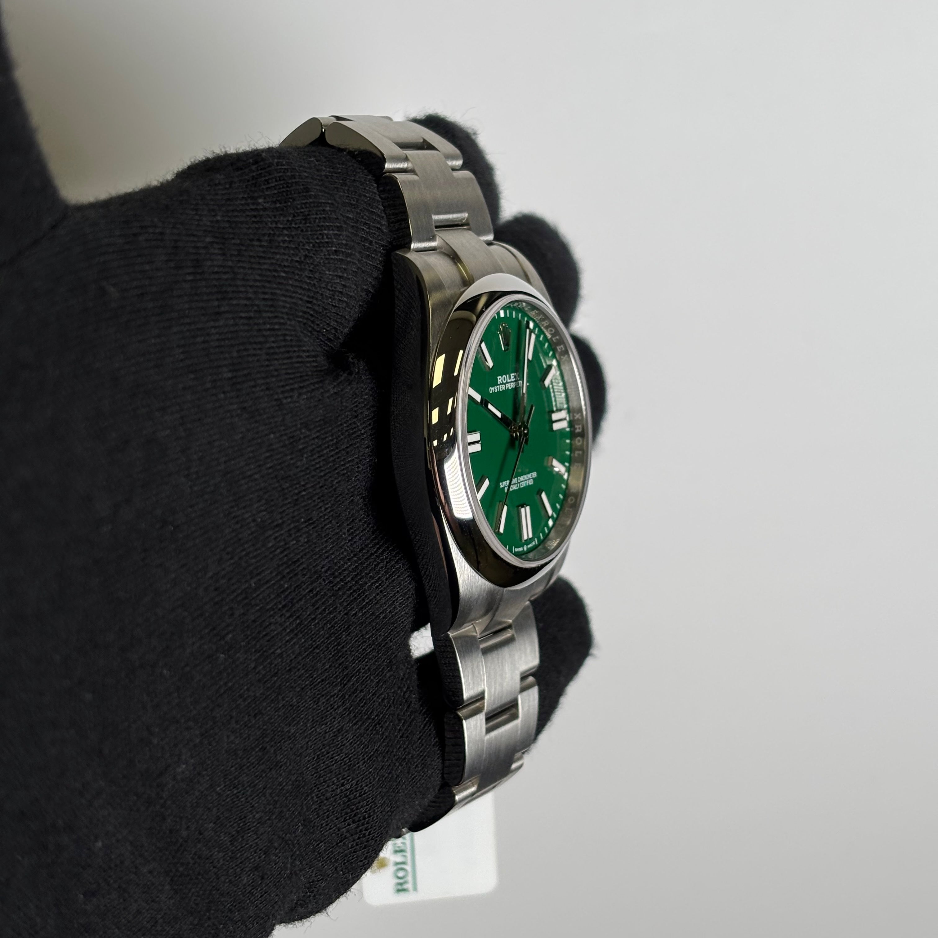 Rolex Oyster Perpetual 41mm Green Dial Watch Ref# 124300 - Happy Jewelers Fine Jewelry Lifetime Warranty