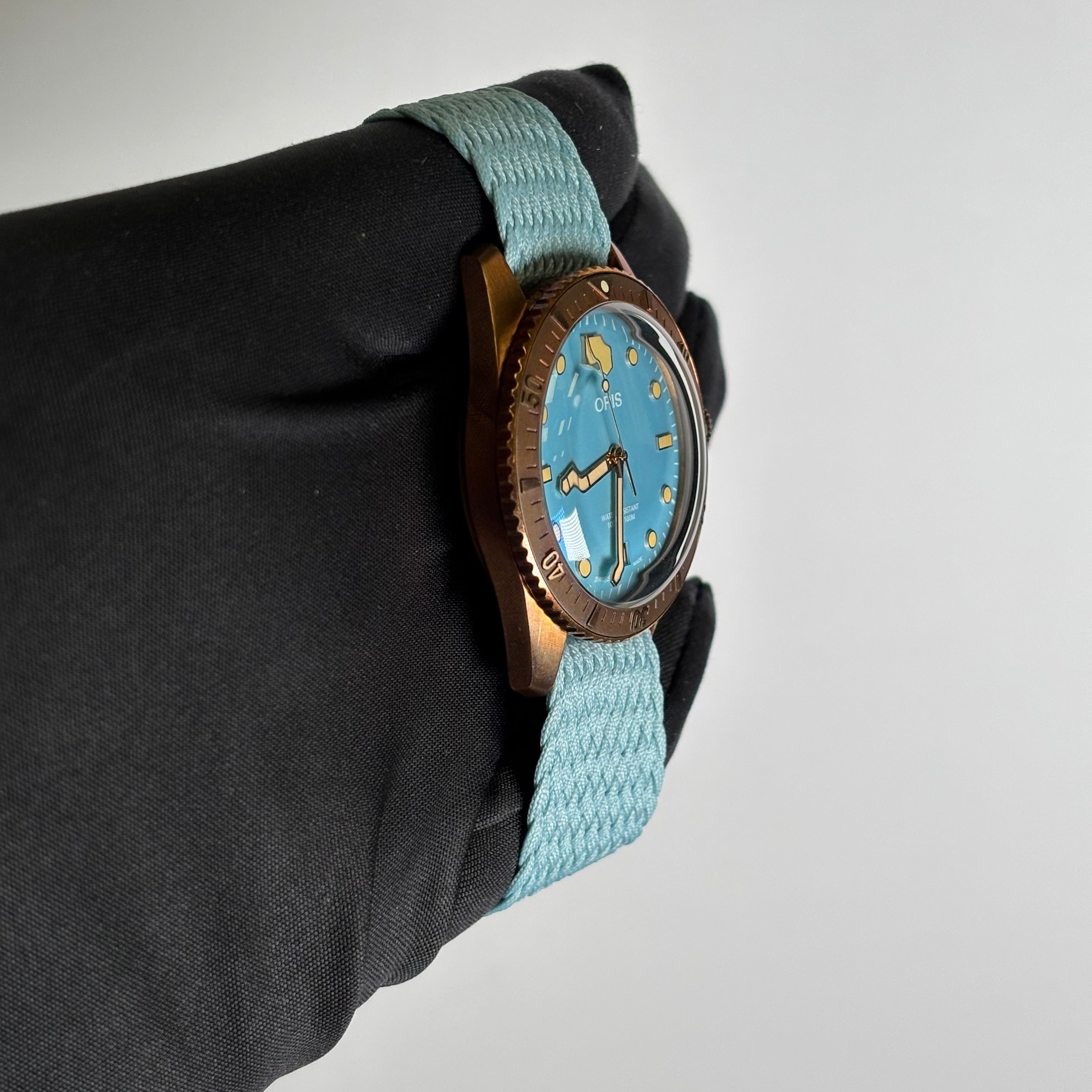 Oris Divers 38mm Blue Dial Watch Ref# 01 733 7771 3155-07 3 19 - Happy Jewelers Fine Jewelry Lifetime Warranty