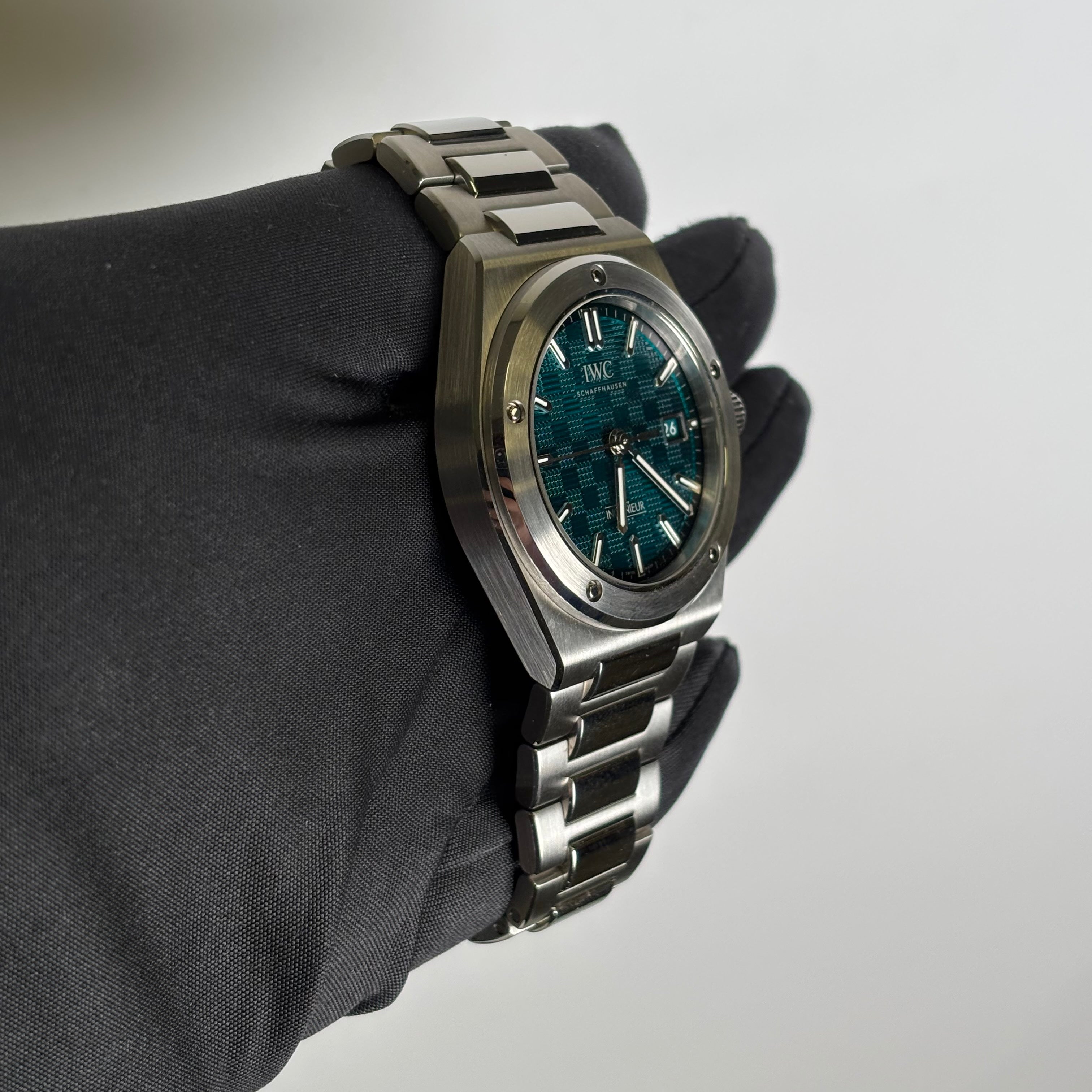 IWC Ingenieur 40mm Green Dial Watch Ref# IW328903 - Happy Jewelers Fine Jewelry Lifetime Warranty