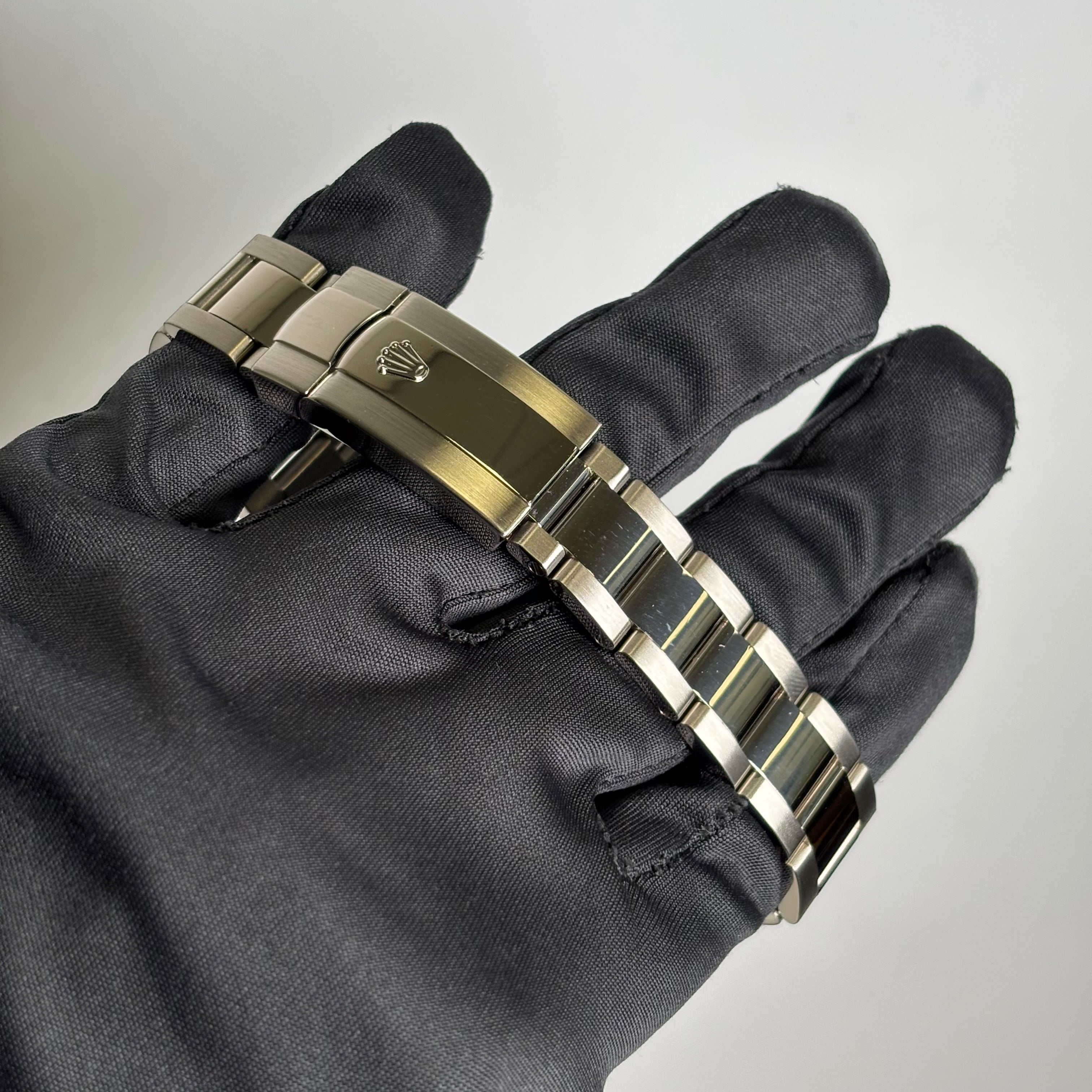 Rolex Sky-Dweller 42mm Ivory Dial Watch Ref# 326939 - Happy Jewelers Fine Jewelry Lifetime Warranty