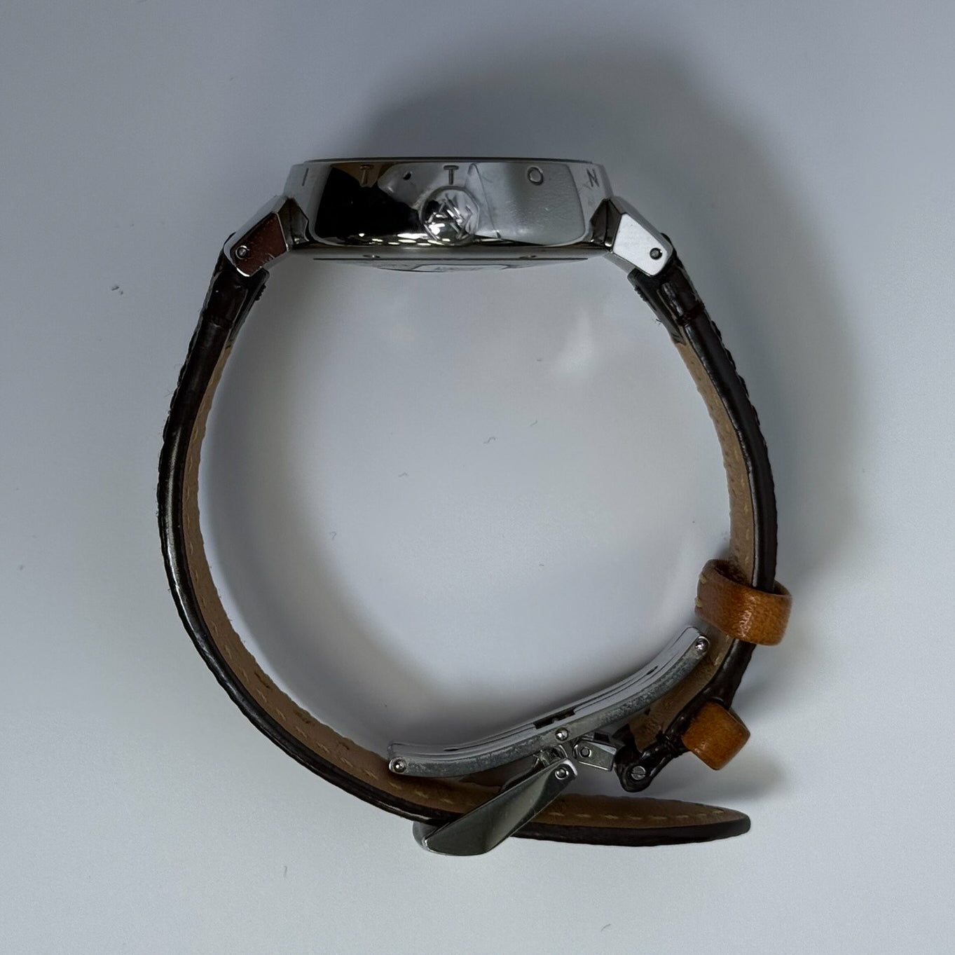 Louis Vuitton Tambour 38mm MOP Dial Watch Ref# Q11BA - Happy Jewelers Fine Jewelry Lifetime Warranty