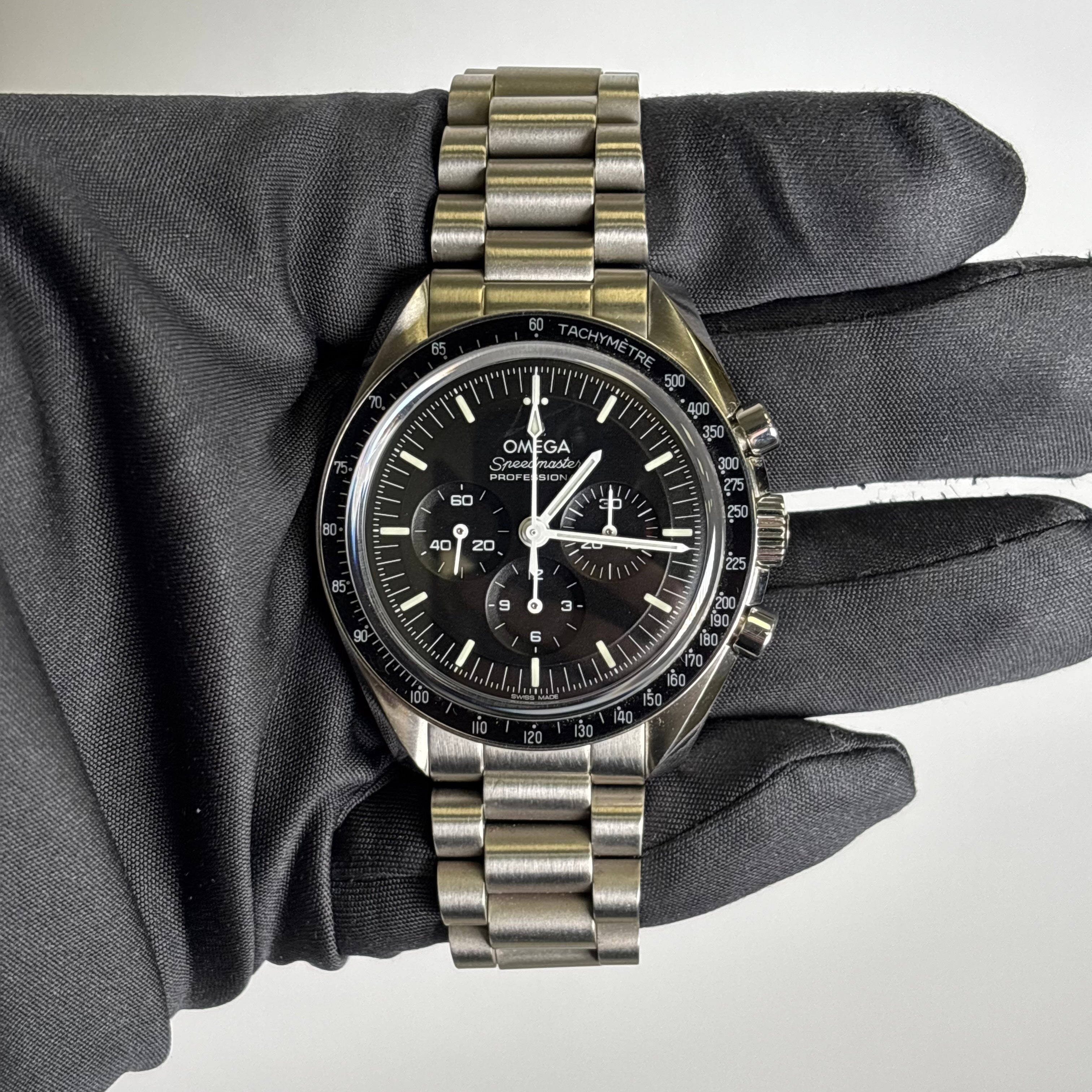Omega Speedmaster 42mm Black Dial Watch Ref# 310.30.42.50.01.002 - Happy Jewelers Fine Jewelry Lifetime Warranty