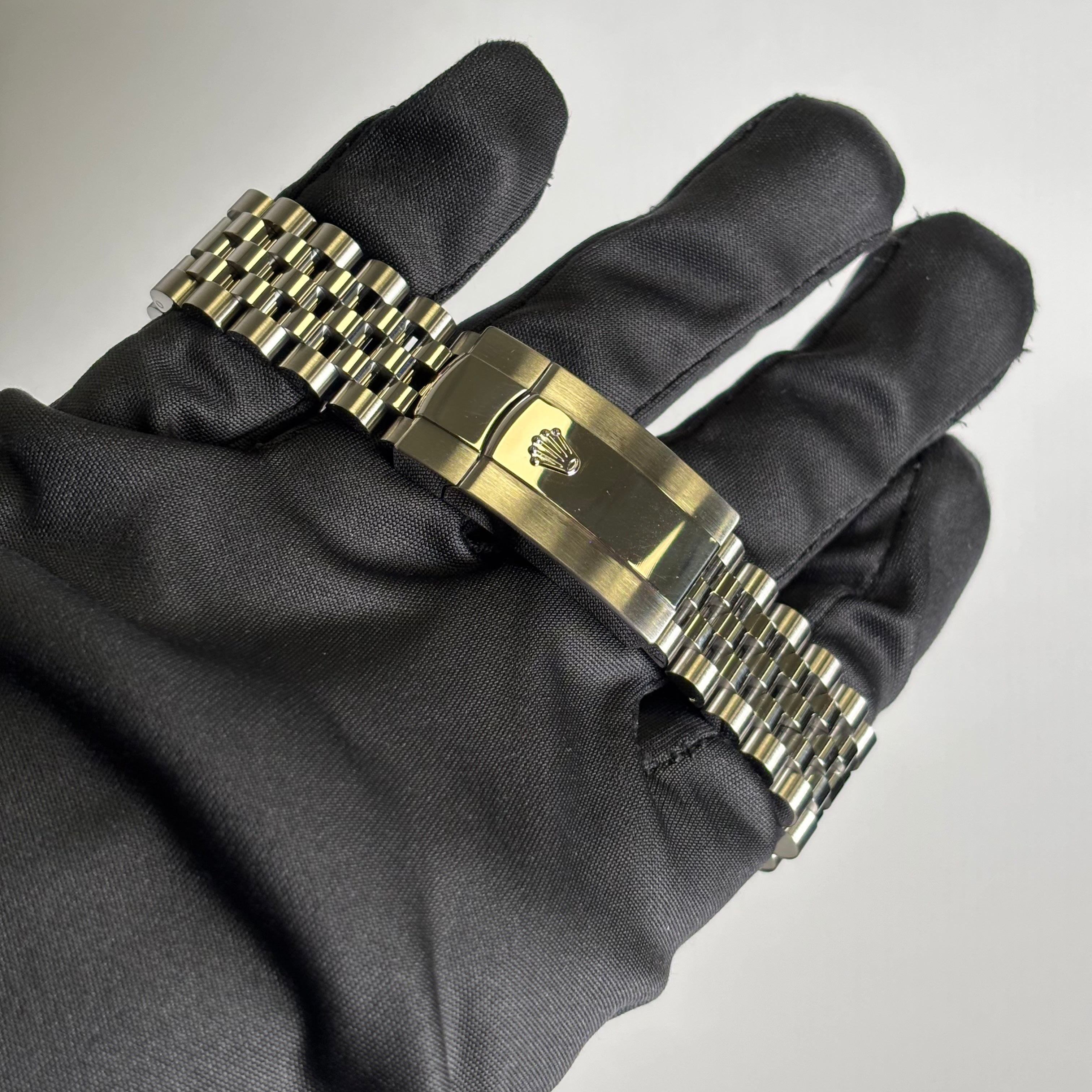 Rolex Datejust 36mm White Dial Watch Ref# 126234 - Happy Jewelers Fine Jewelry Lifetime Warranty