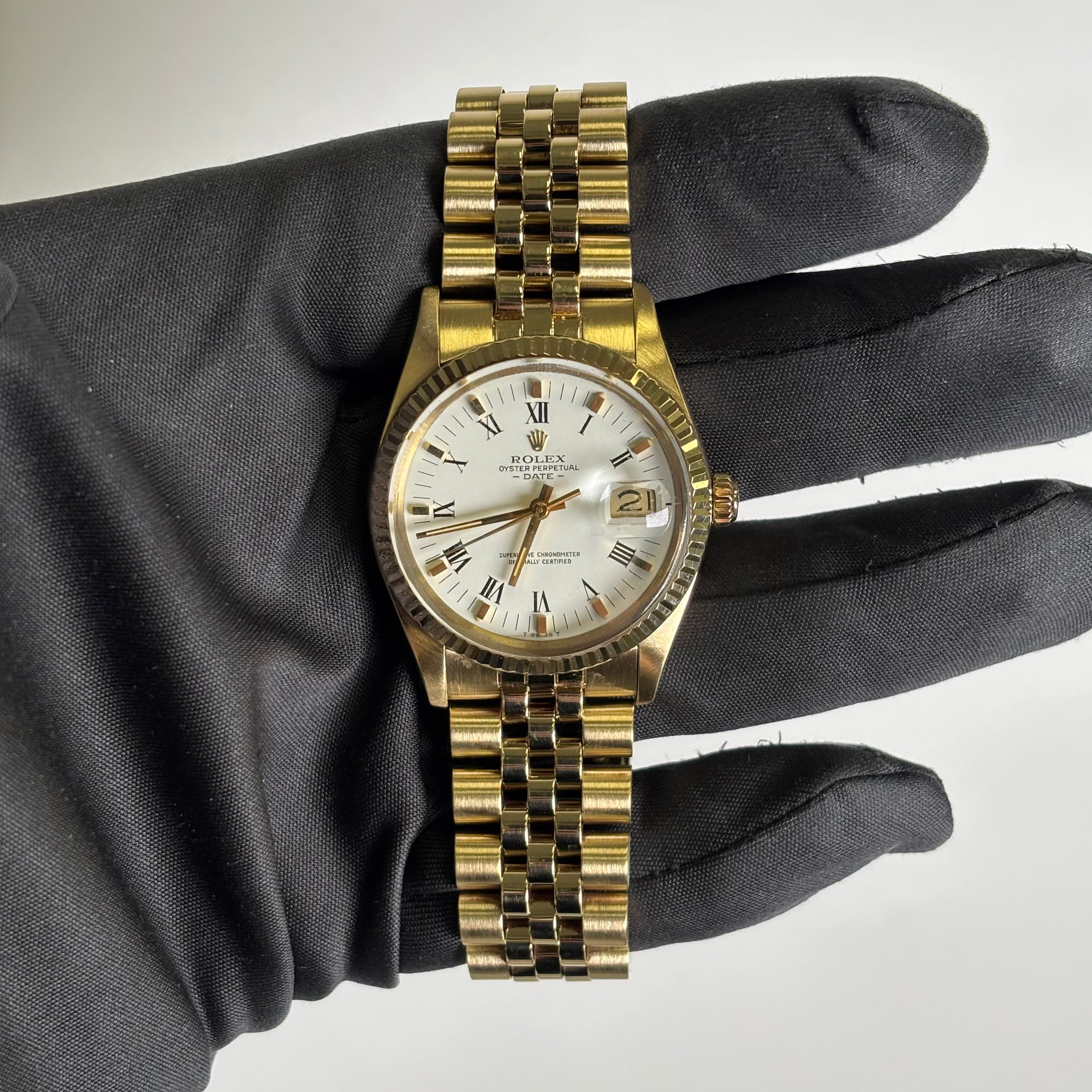 Rolex Oyster Perpetual 34mm White Dial Watch Ref# 15307 - Happy Jewelers Fine Jewelry Lifetime Warranty