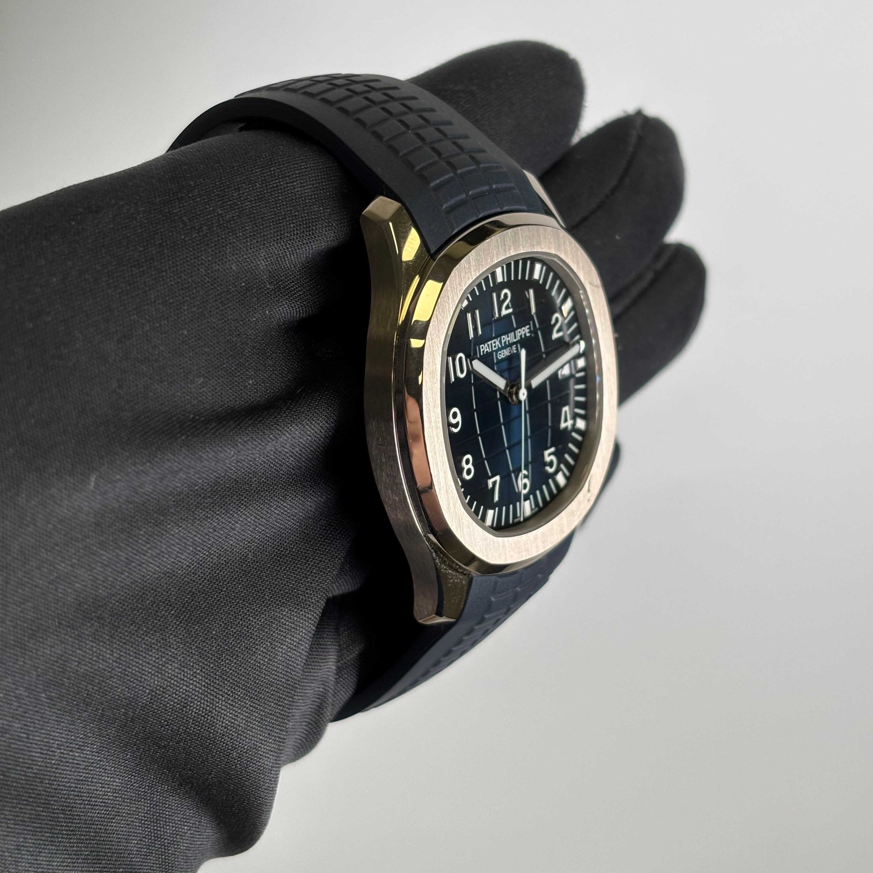 Patek Philippe Aquanaut 42mm Blue Dial Watch Ref# 5168G-001 - Happy Jewelers Fine Jewelry Lifetime Warranty