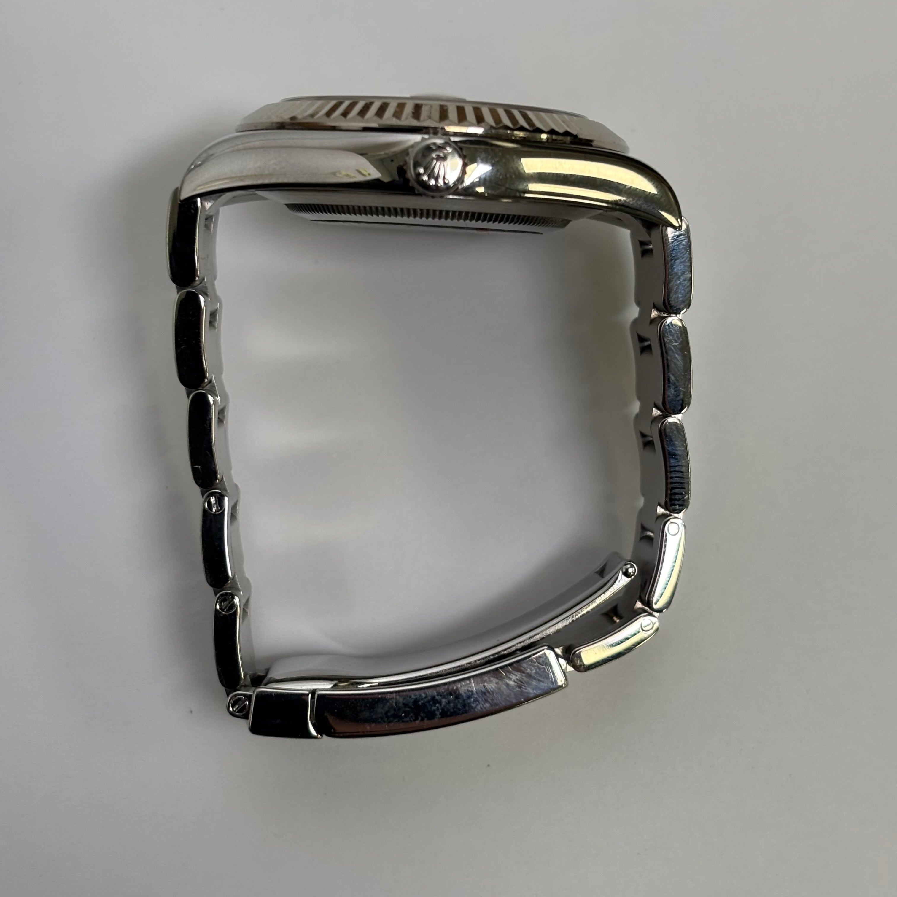 Rolex Datejust 41mm Silver Dial Watch Ref# 116334 - Happy Jewelers Fine Jewelry Lifetime Warranty