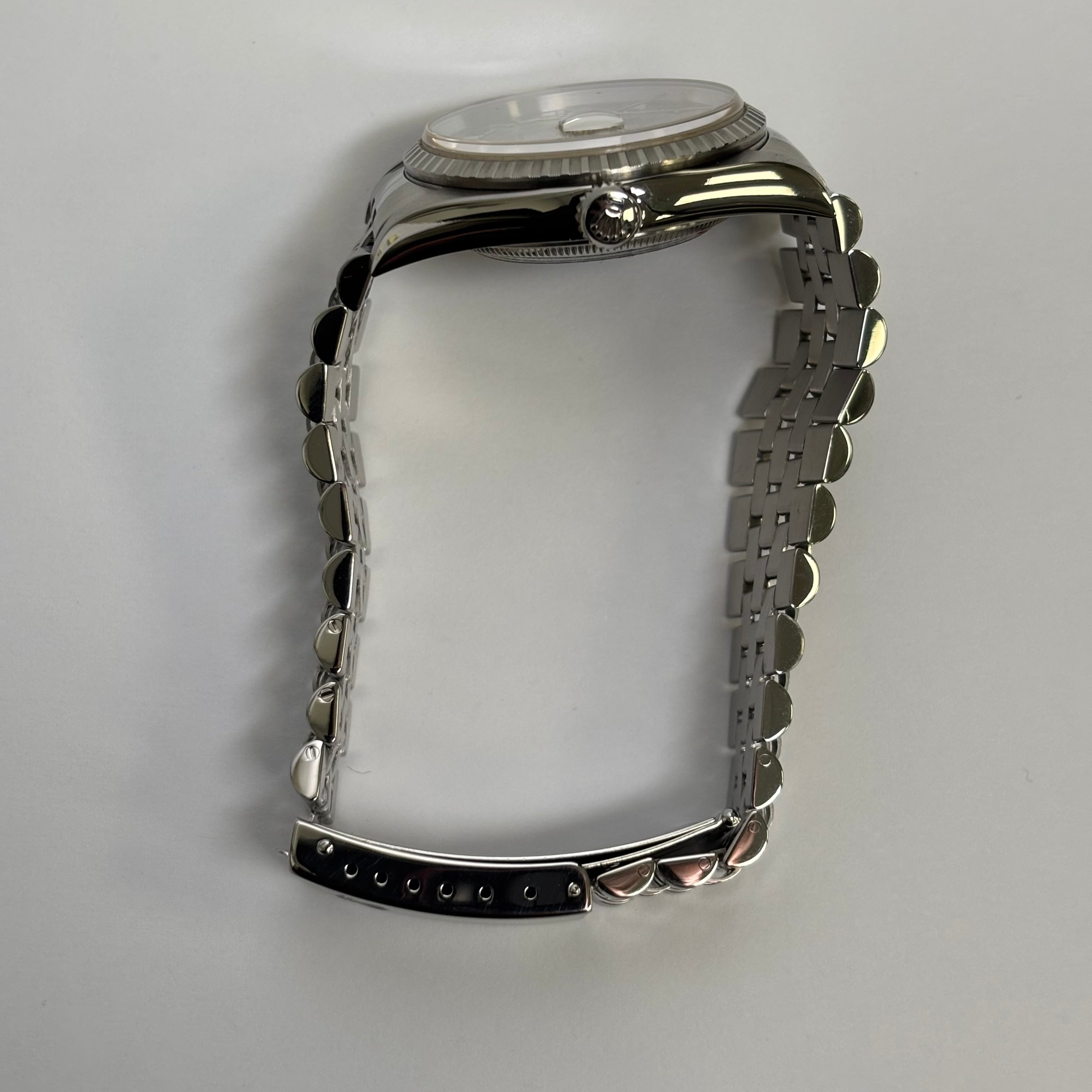 Rolex Datejust 36mm Silver Dial Watch Ref# 16220 - Happy Jewelers Fine Jewelry Lifetime Warranty