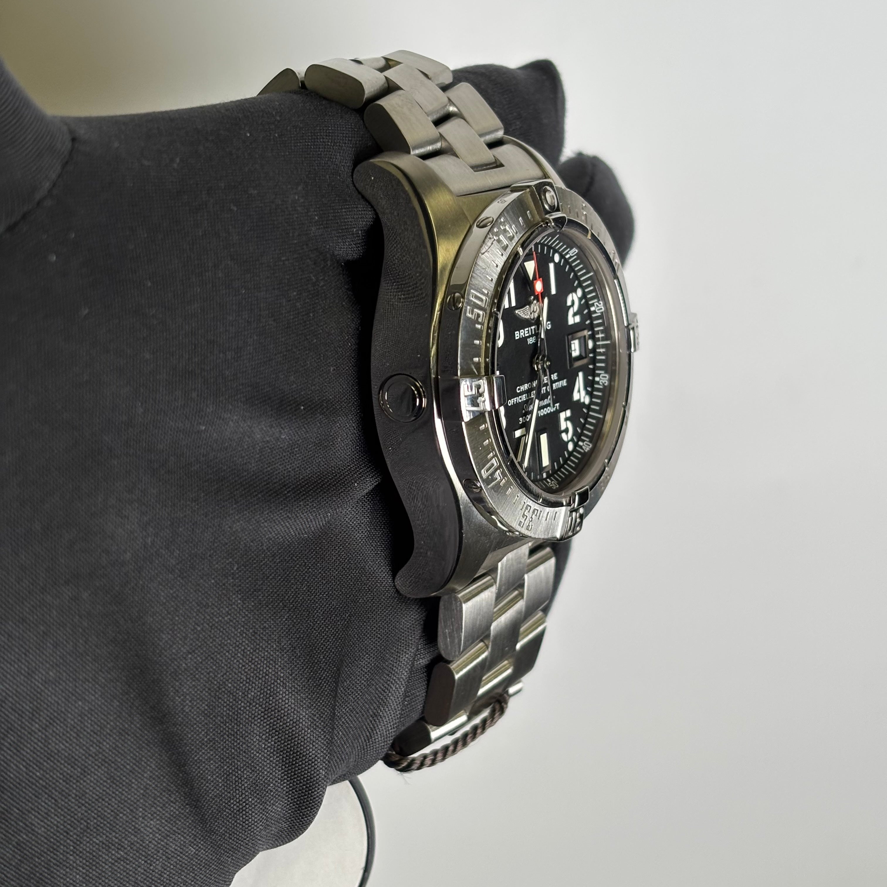 Breitling Avenger 44mm Black Dial Watch Ref# A17330 - Happy Jewelers Fine Jewelry Lifetime Warranty