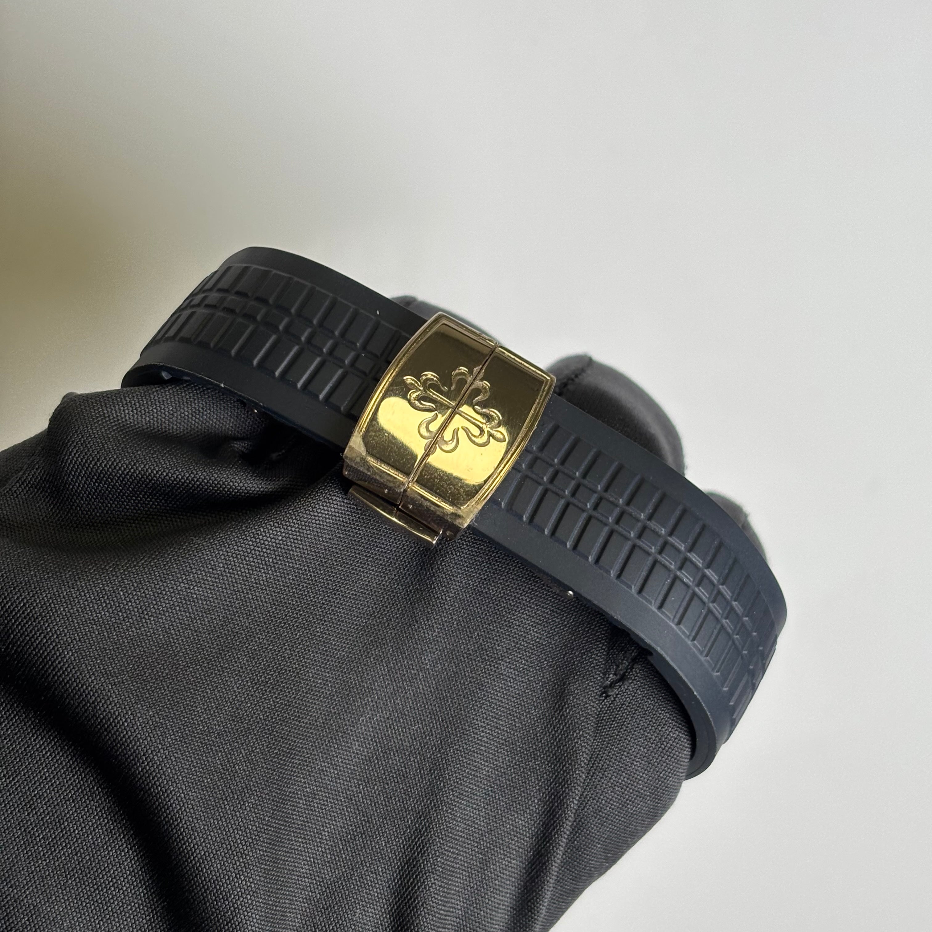 Patek Philippe Aquanaut 42mm Blue Dial Watch Ref# 5168G-001 - Happy Jewelers Fine Jewelry Lifetime Warranty