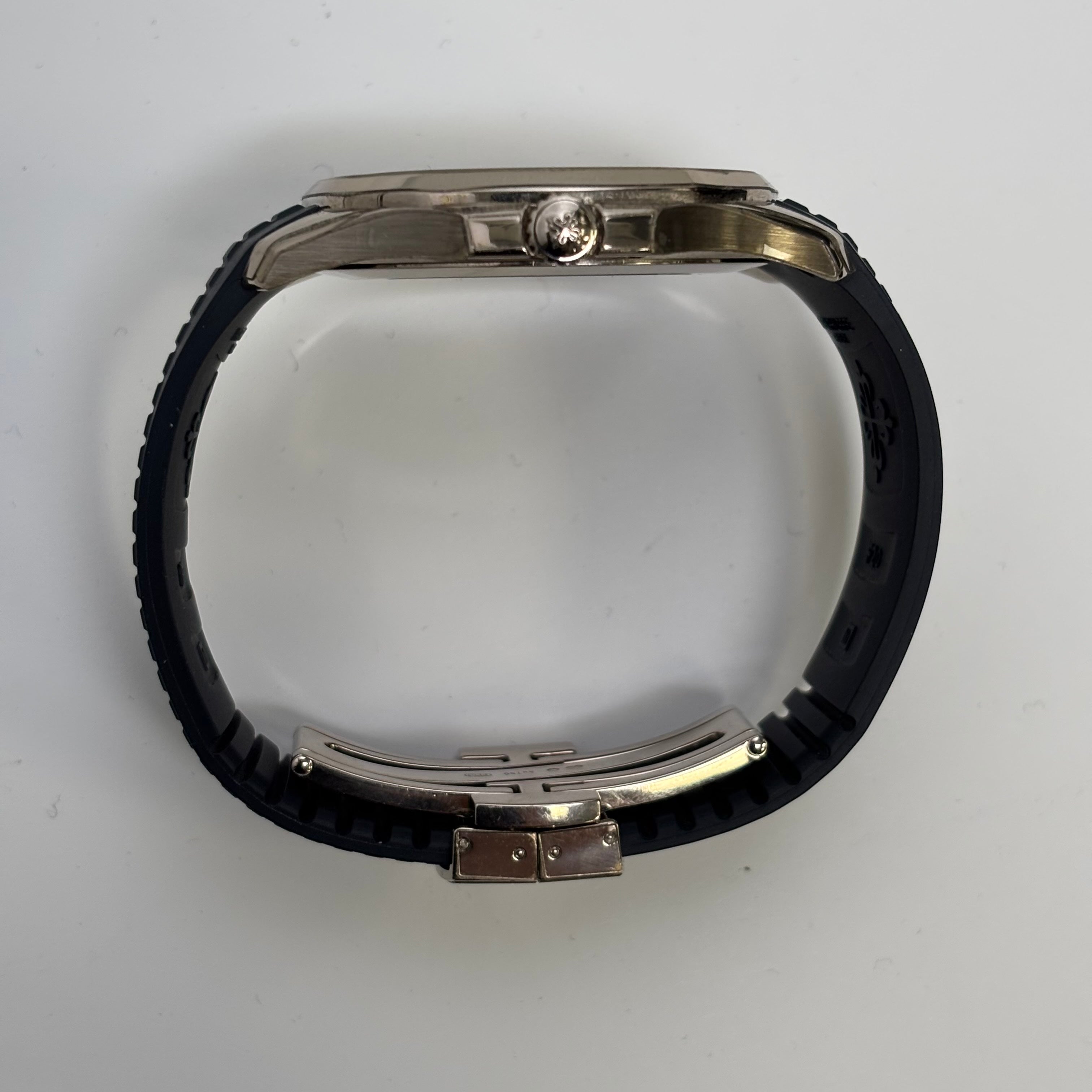 Patek Philippe Aquanaut 42mm Blue Dial Watch Ref# 5168G-001 - Happy Jewelers Fine Jewelry Lifetime Warranty