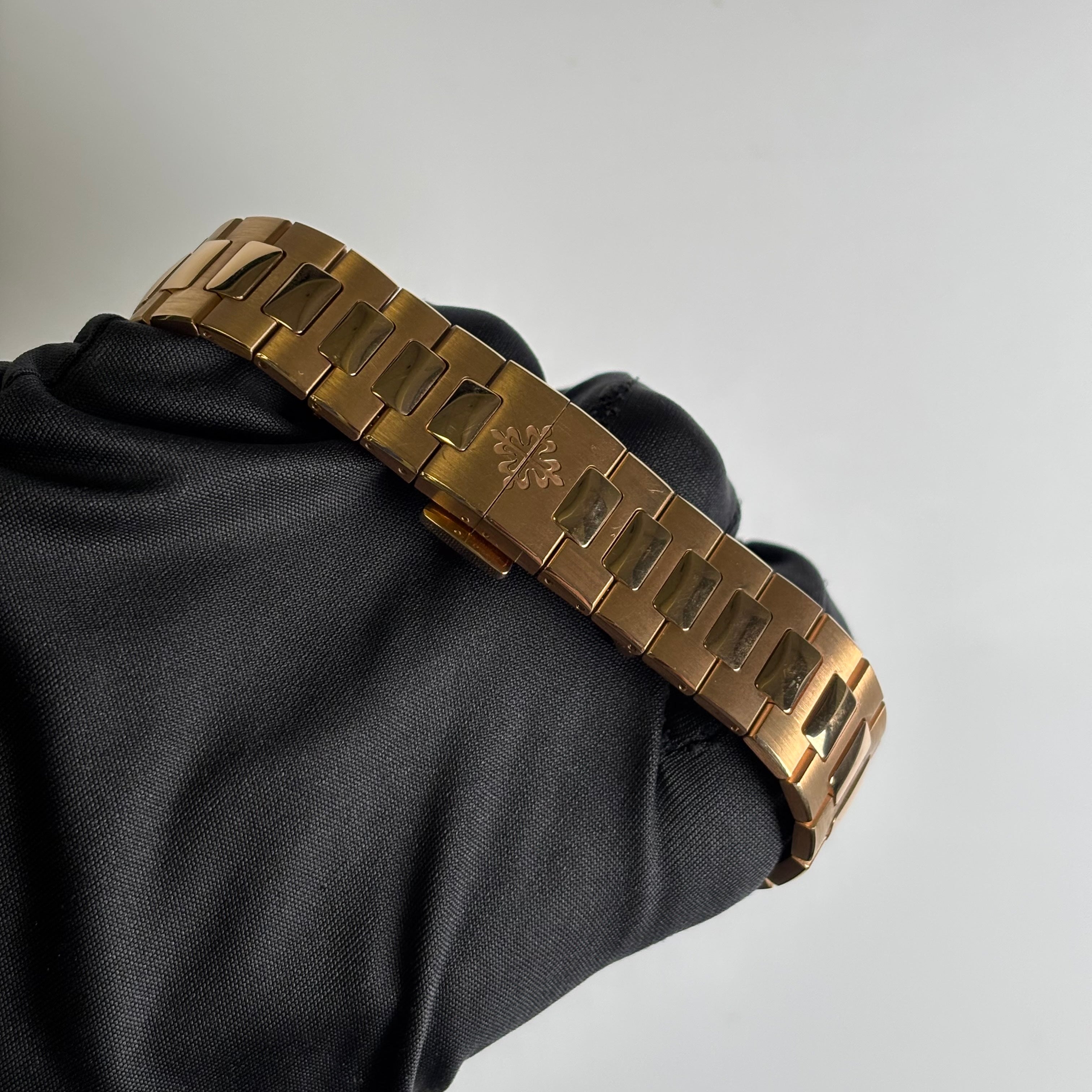 Patek Philippe Nautilus 40.5mm Grey Dial Watch Ref# 5980/1R-001 - Happy Jewelers Fine Jewelry Lifetime Warranty