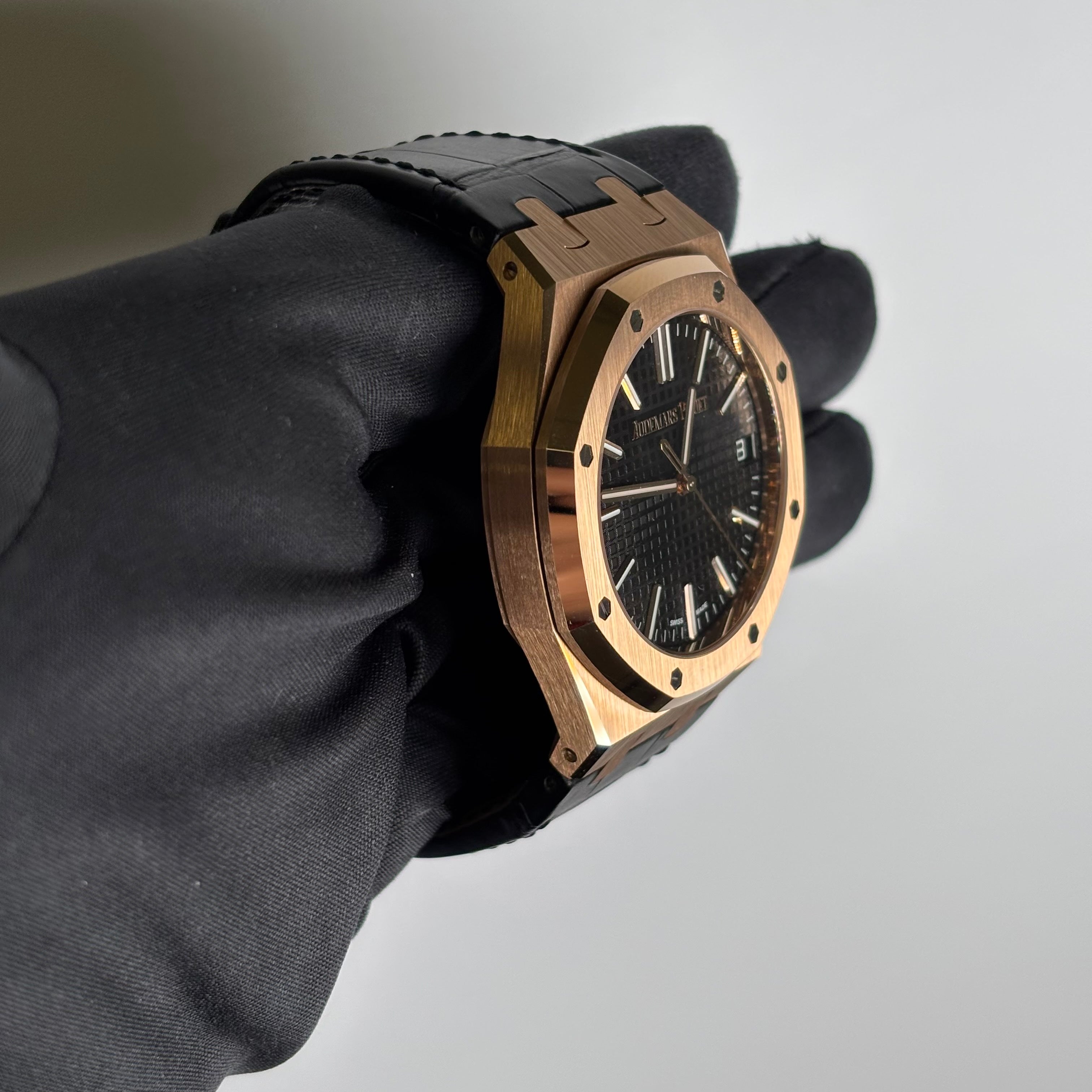Audemars Piguet Royal Oak 41mm Black Dial Ref# 15510OR.OO.D002CR.02 - Happy Jewelers Fine Jewelry Lifetime Warranty