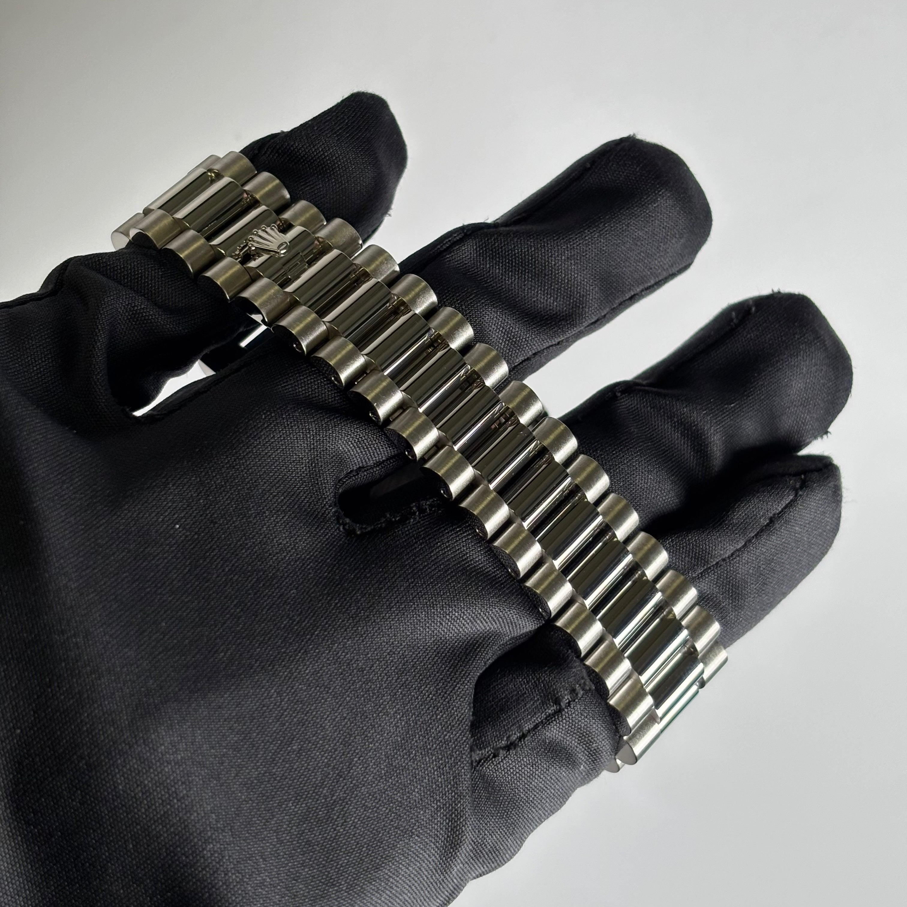 Rolex Day-Date 40mm Olive Dial Watch Ref# 228396TBR - Happy Jewelers Fine Jewelry Lifetime Warranty