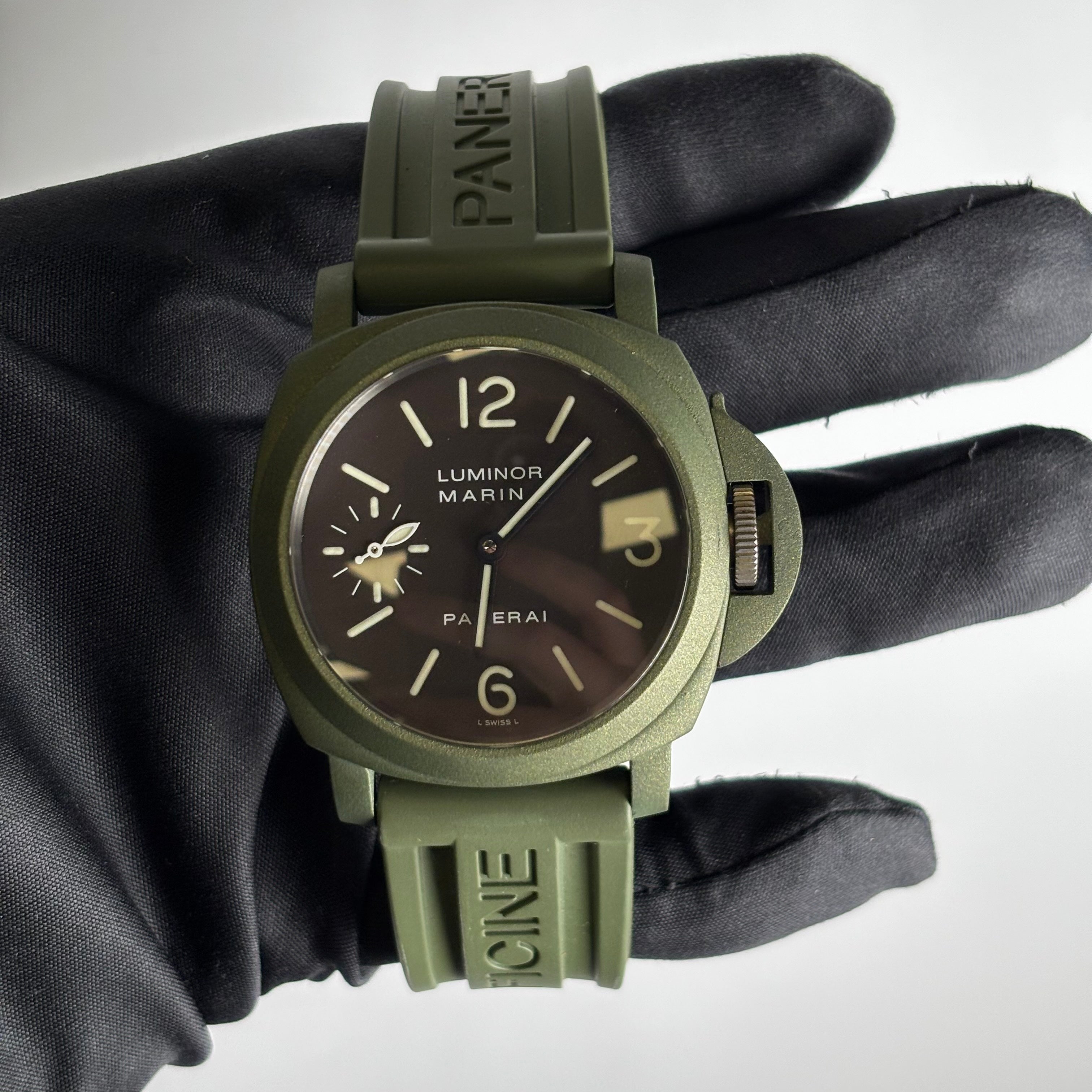 Panerai Luminor 44mm Black Dial Watch - Happy Jewelers Fine Jewelry Lifetime Warranty