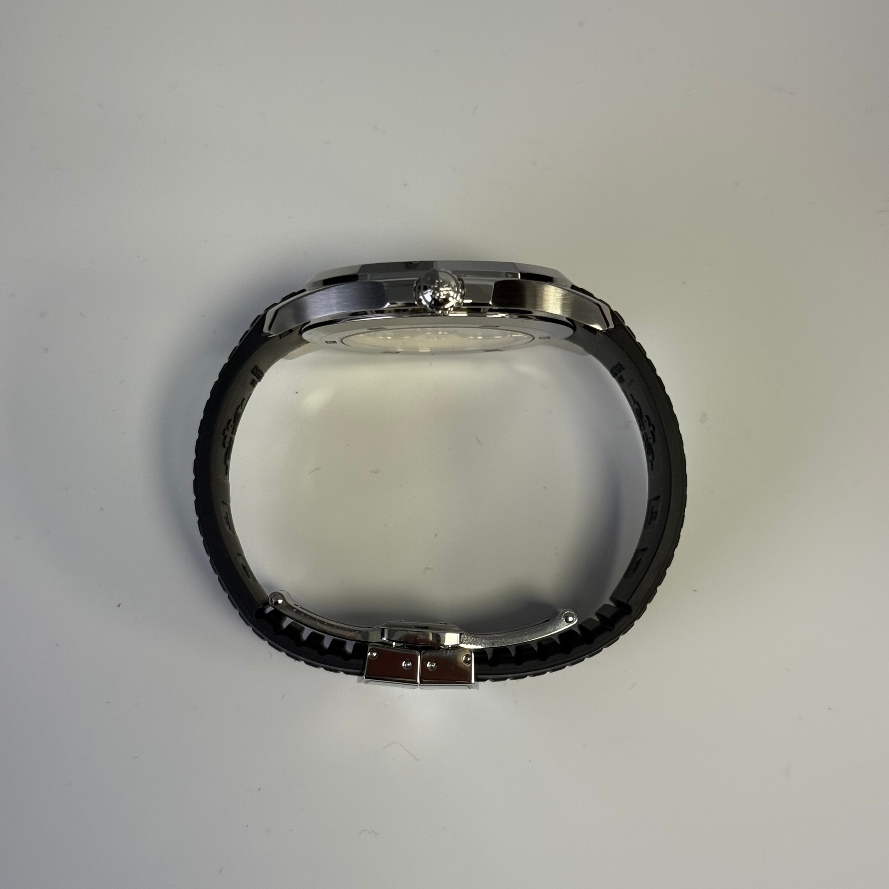 Patek Philippe Aquanuat 40mm Grey Dial Watch Ref# 5167A-001 - Happy Jewelers Fine Jewelry Lifetime Warranty