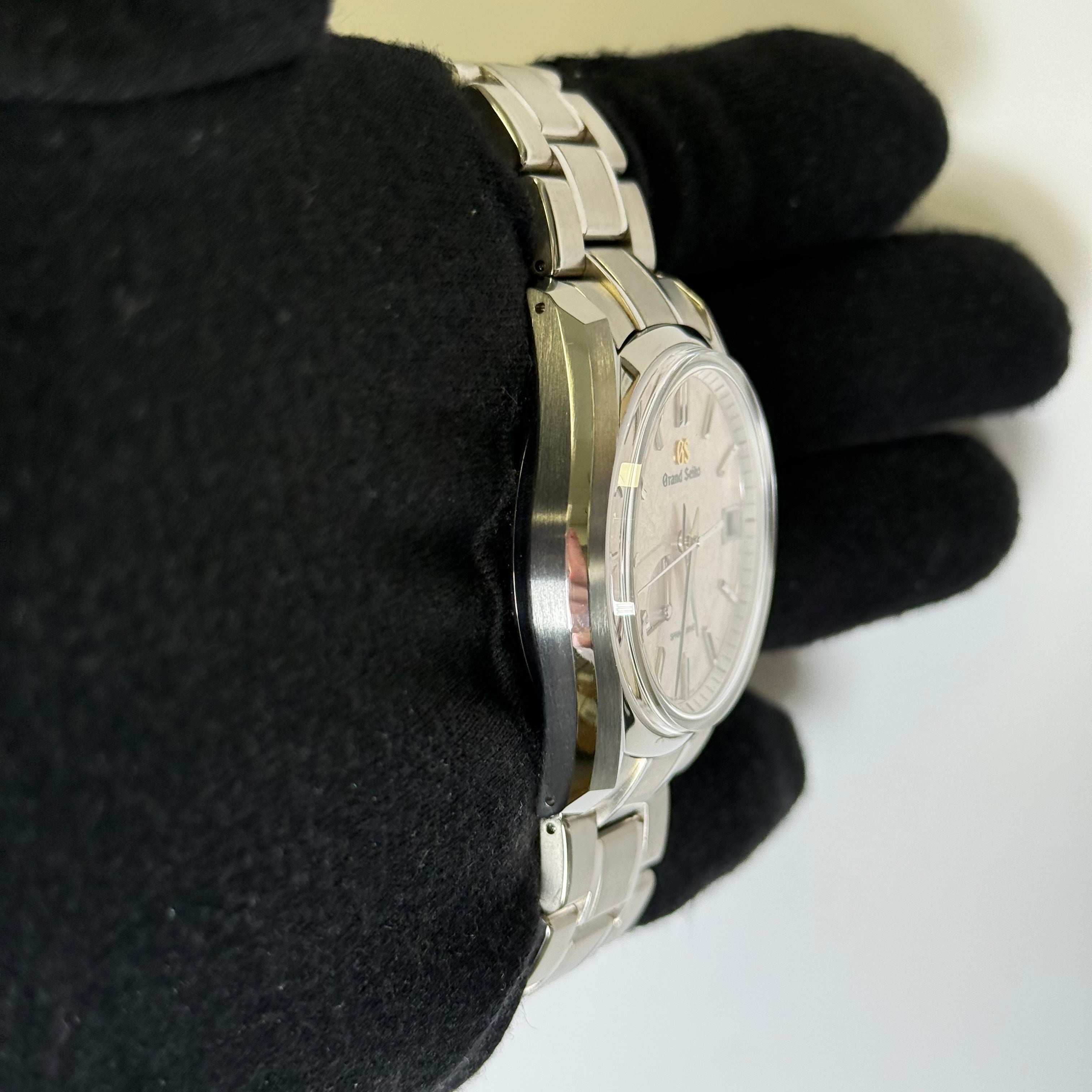Grand Seiko Spring Drive 40mm Pink MOP Dial Watch Ref# SBGA413 - Happy Jewelers Fine Jewelry Lifetime Warranty