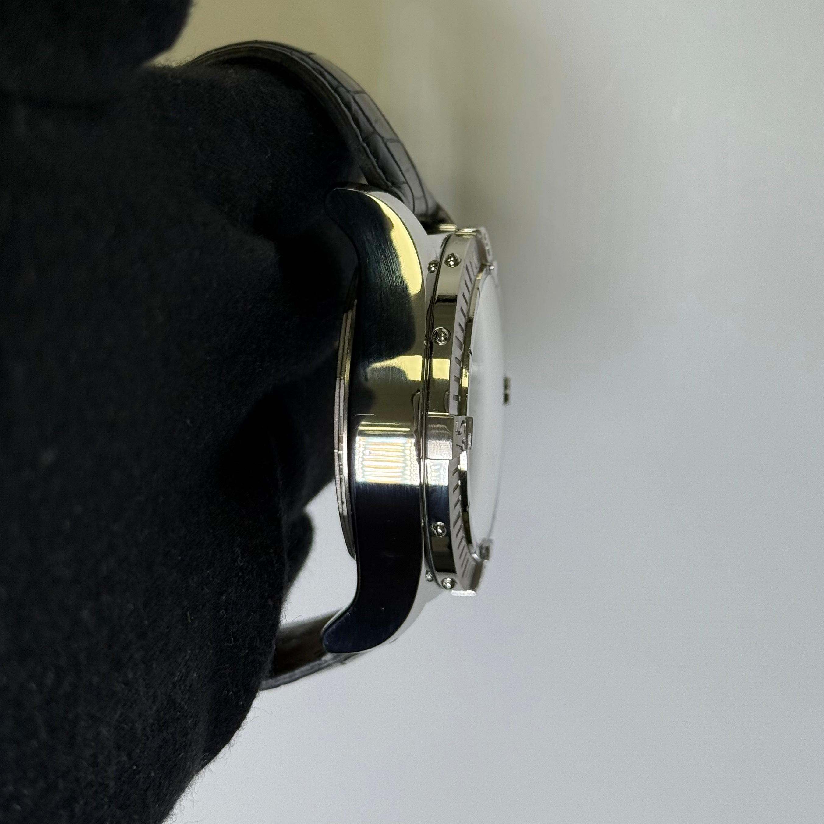 Breitling Super Avenger 48mm Black Dial Watch Ref# A13370 - Happy Jewelers Fine Jewelry Lifetime Warranty