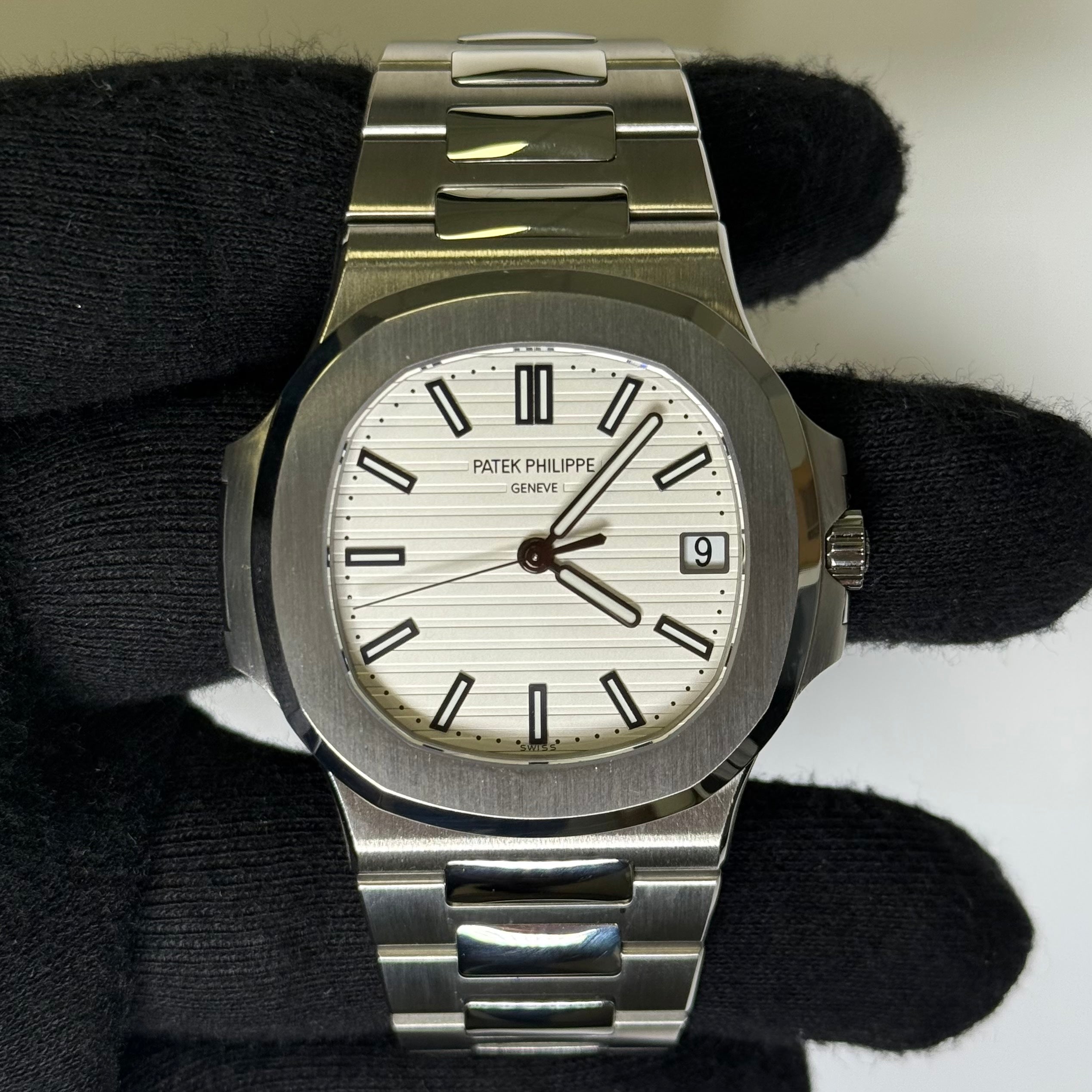 Patek Philippe Nautilus 40mm White Dial Watch Ref# 5711/1A-001 - Happy Jewelers Fine Jewelry Lifetime Warranty