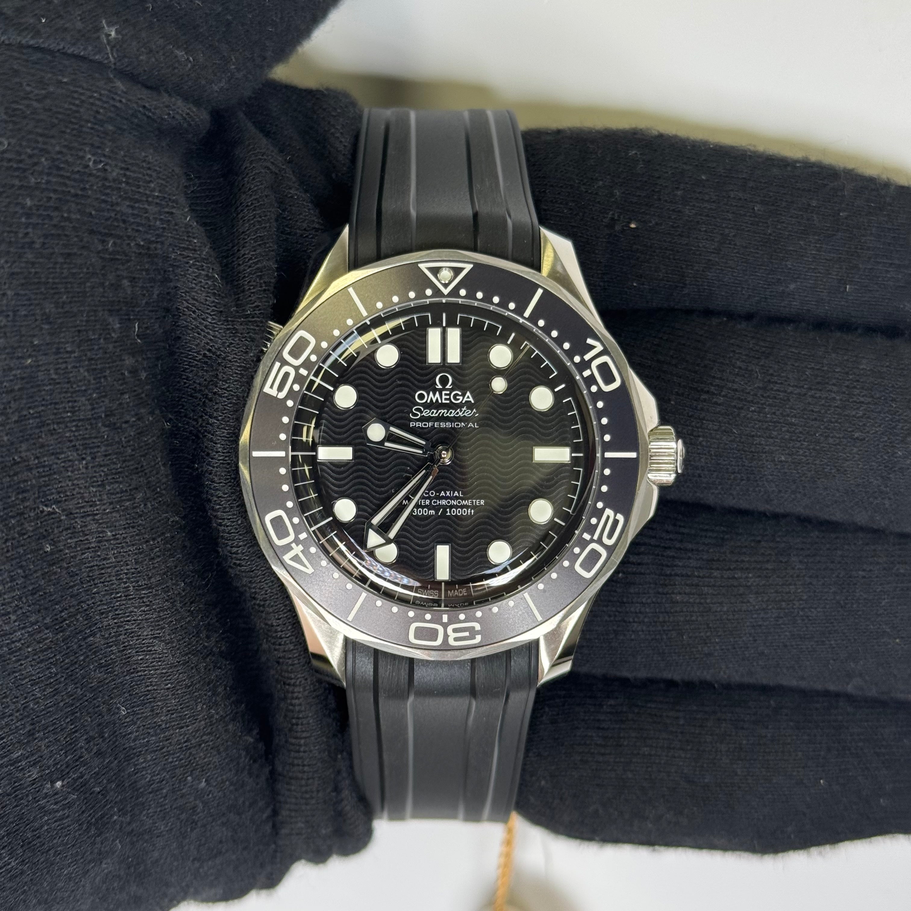 Omega Seamaster 42mm Black Dial Ref# 210.30.42.20.01.010 - Happy Jewelers Fine Jewelry Lifetime Warranty