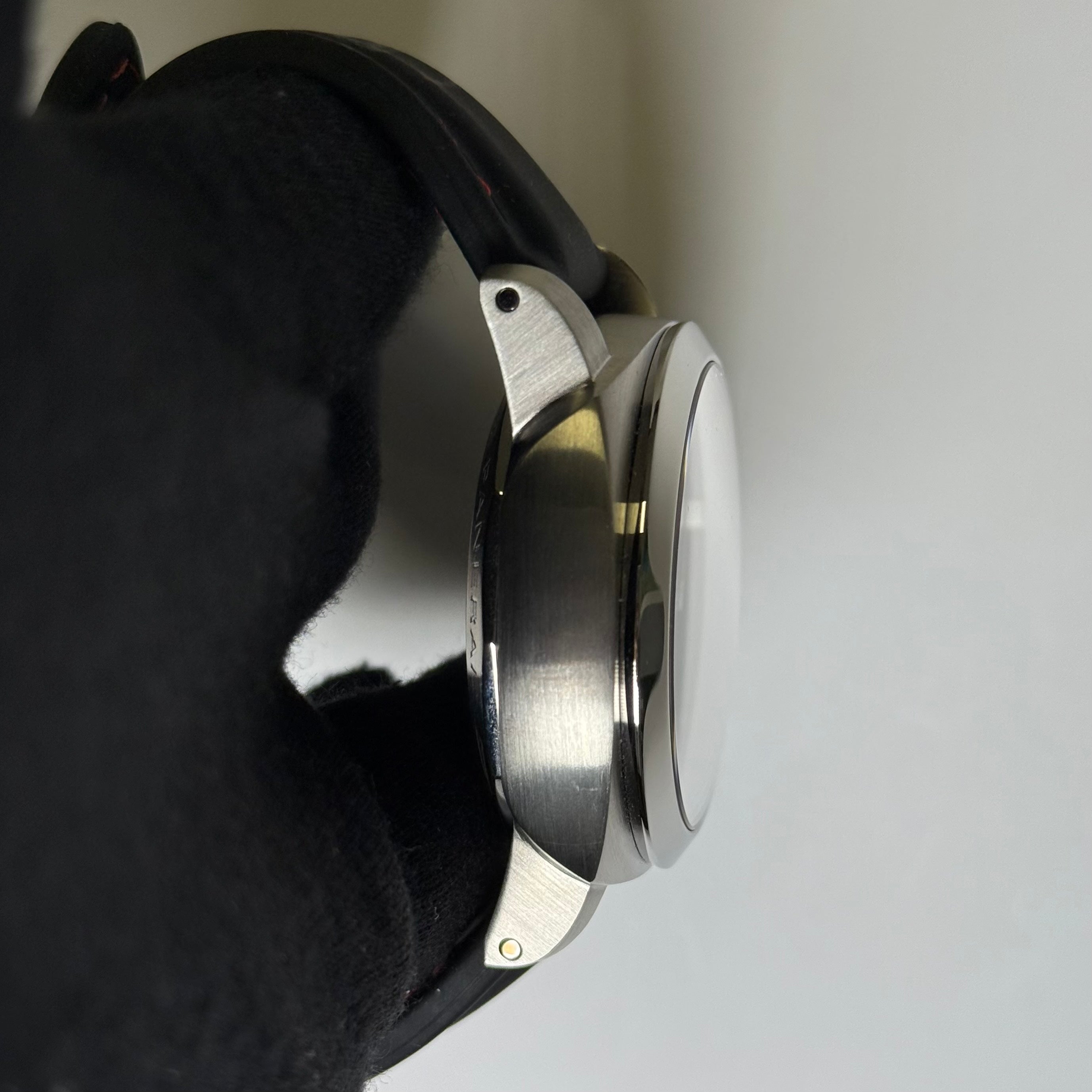 Panerai Luminor 44mm Black Dial Watch Ref# PAM00321 - Happy Jewelers Fine Jewelry Lifetime Warranty