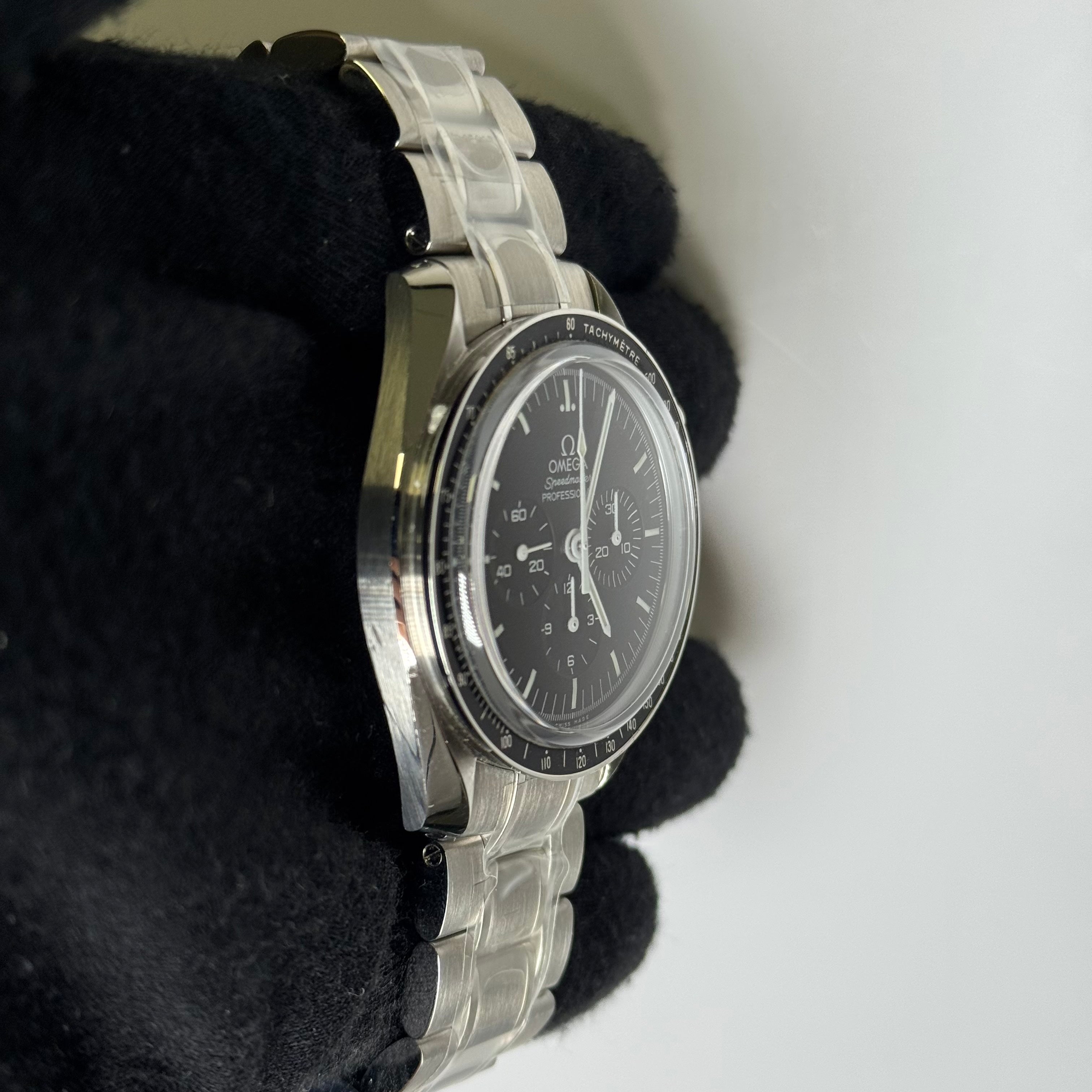 Omega Speedmaster 42mm Black Dial Ref# 311.30.42.30.01.006 - Happy Jewelers Fine Jewelry Lifetime Warranty
