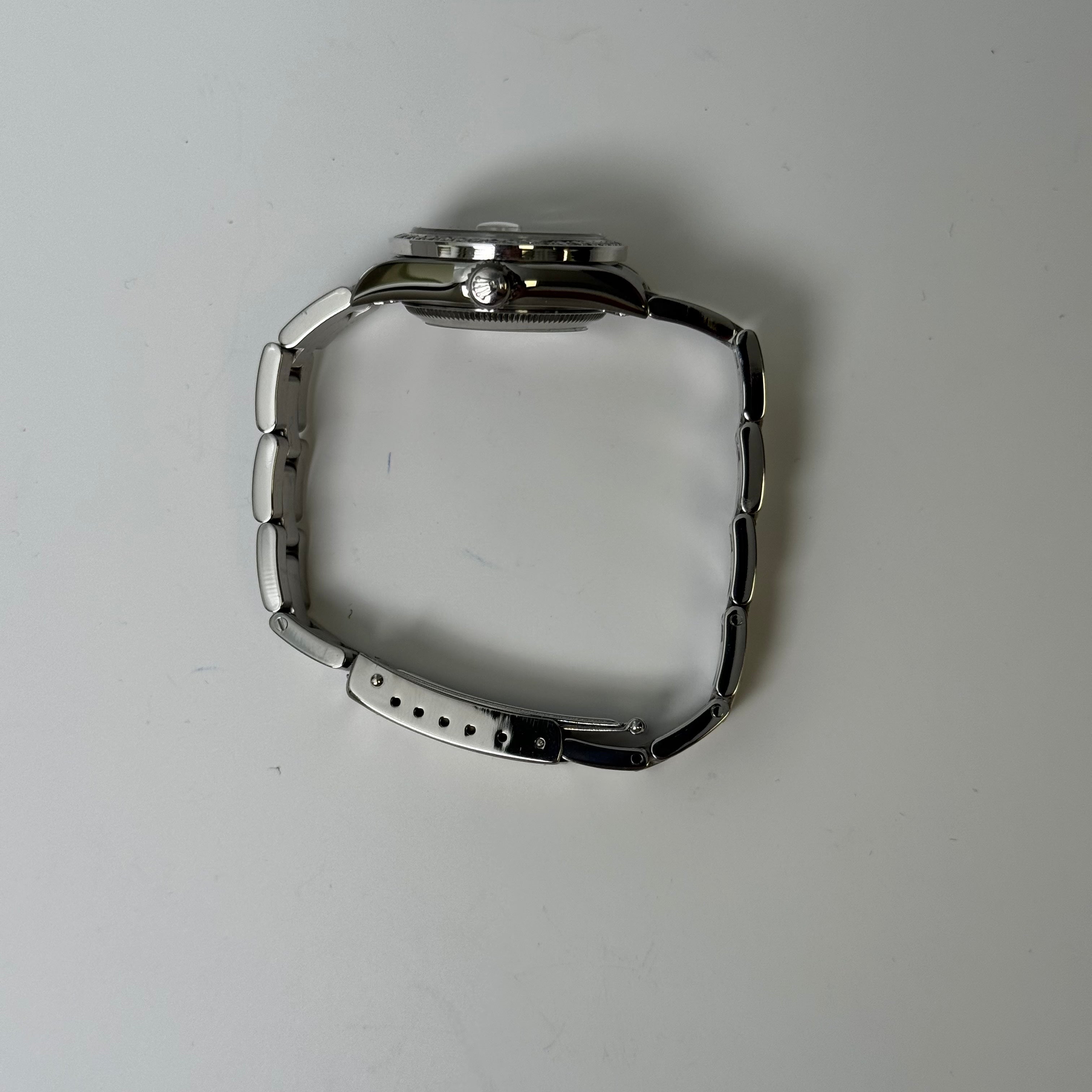 Rolex Oyster Perpetual 26mm MOP Dial Watch Ref# 69160 - Happy Jewelers Fine Jewelry Lifetime Warranty