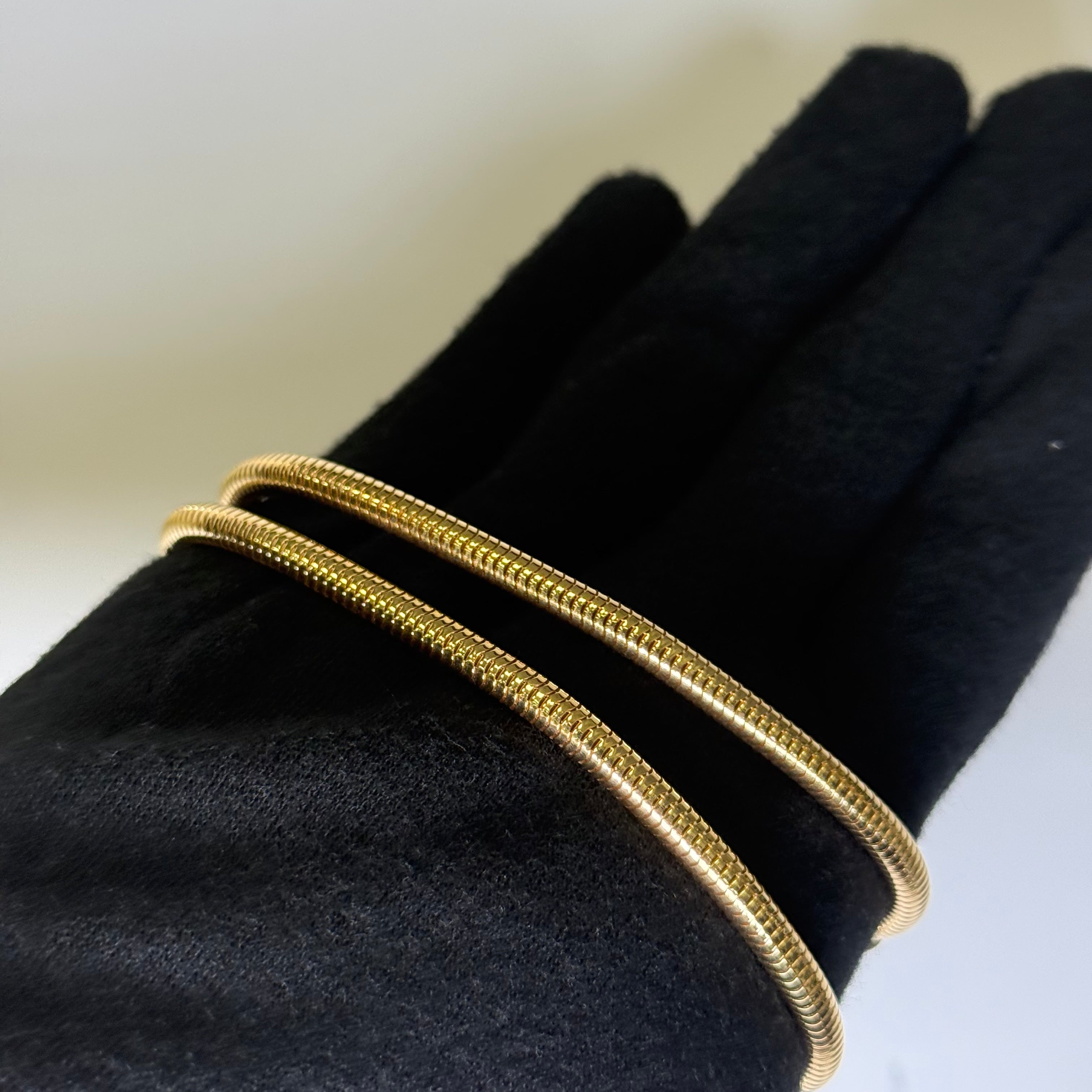 Van Cleef Cadenas 26x13mm White Dial Watch Ref# 131977 - Happy Jewelers Fine Jewelry Lifetime Warranty