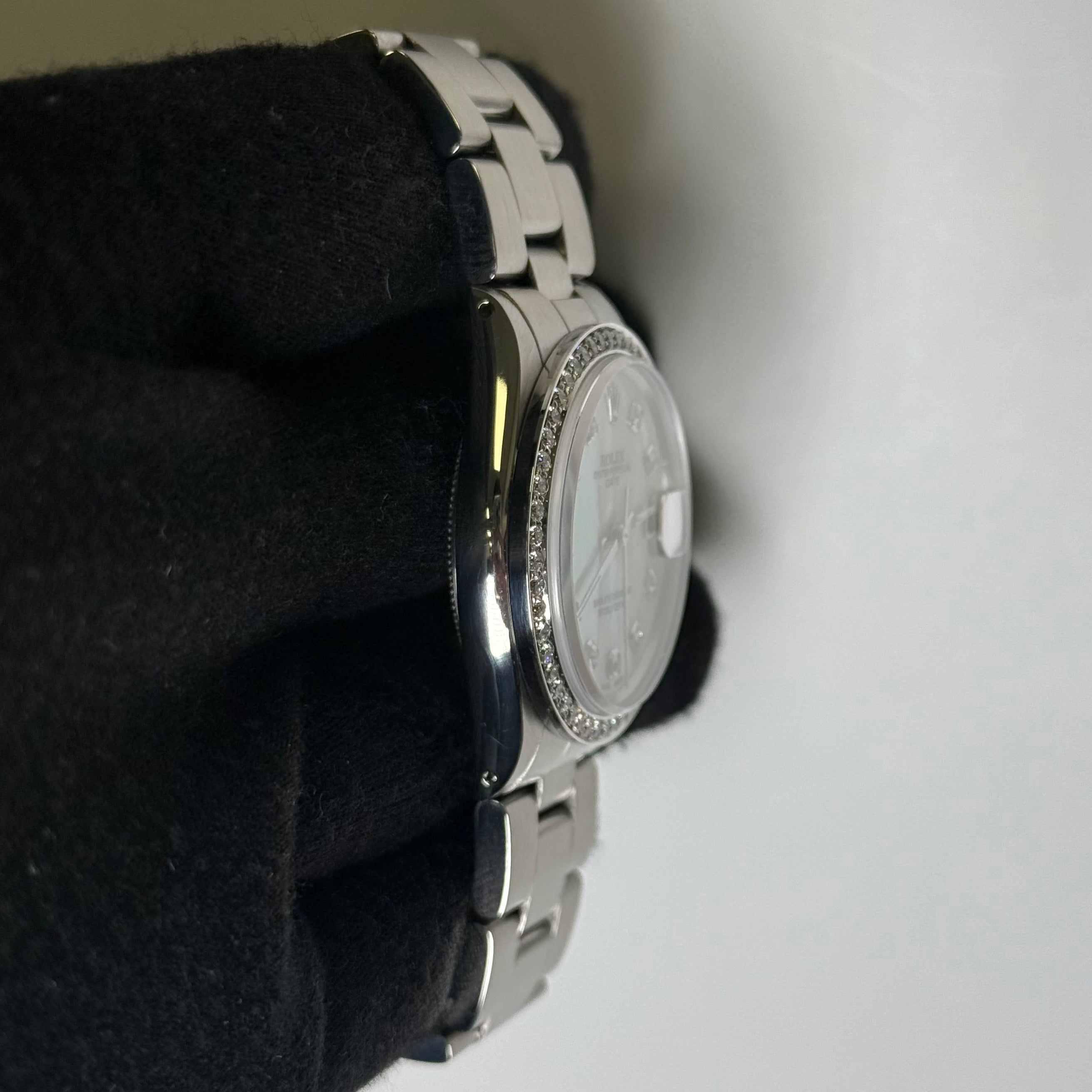 Rolex Perpetual Date 34mm MOP Dial Watch Ref# 1501 - Happy Jewelers Fine Jewelry Lifetime Warranty