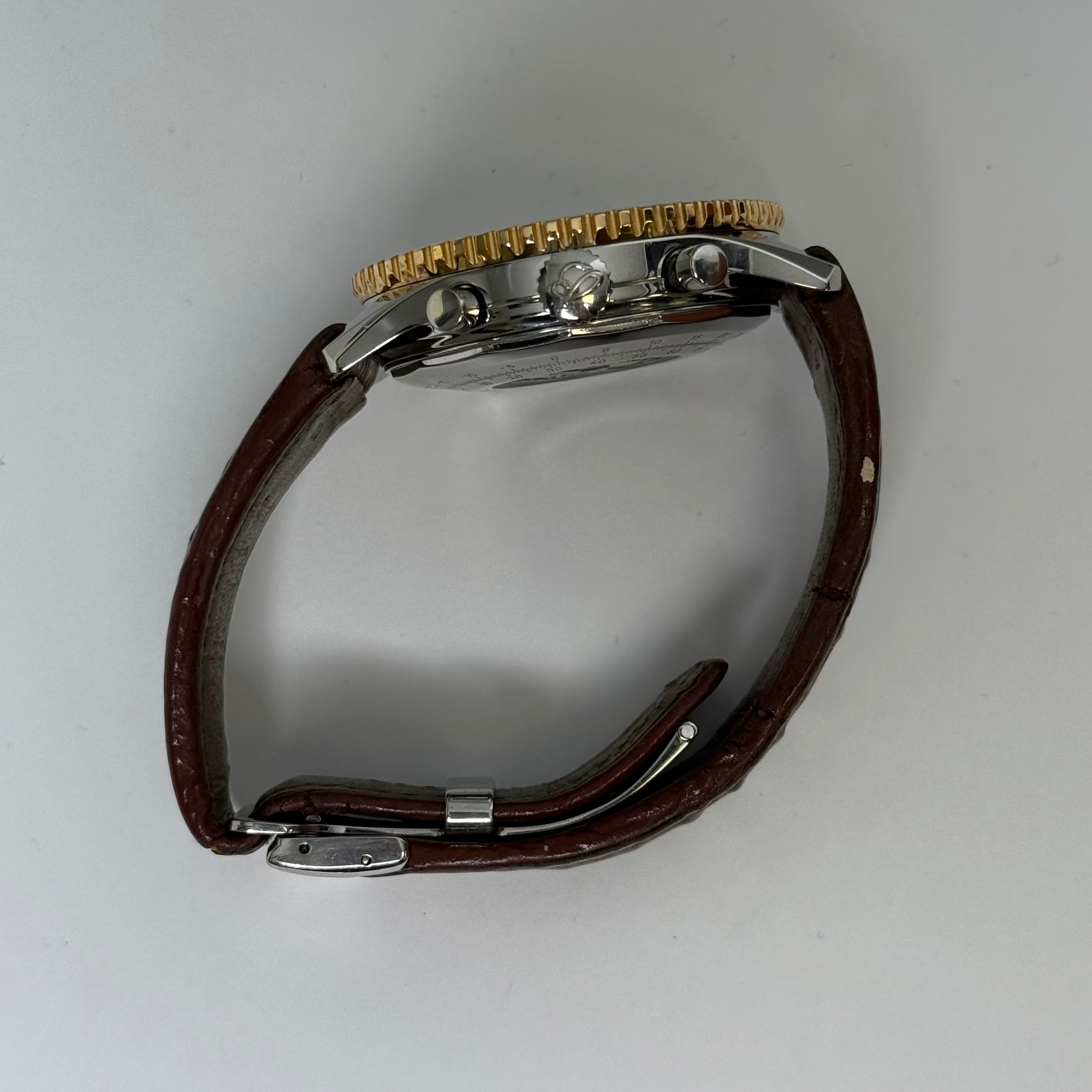 Breitling Navitimer 43mm Cream Dial Watch Ref# D13022 - Happy Jewelers Fine Jewelry Lifetime Warranty