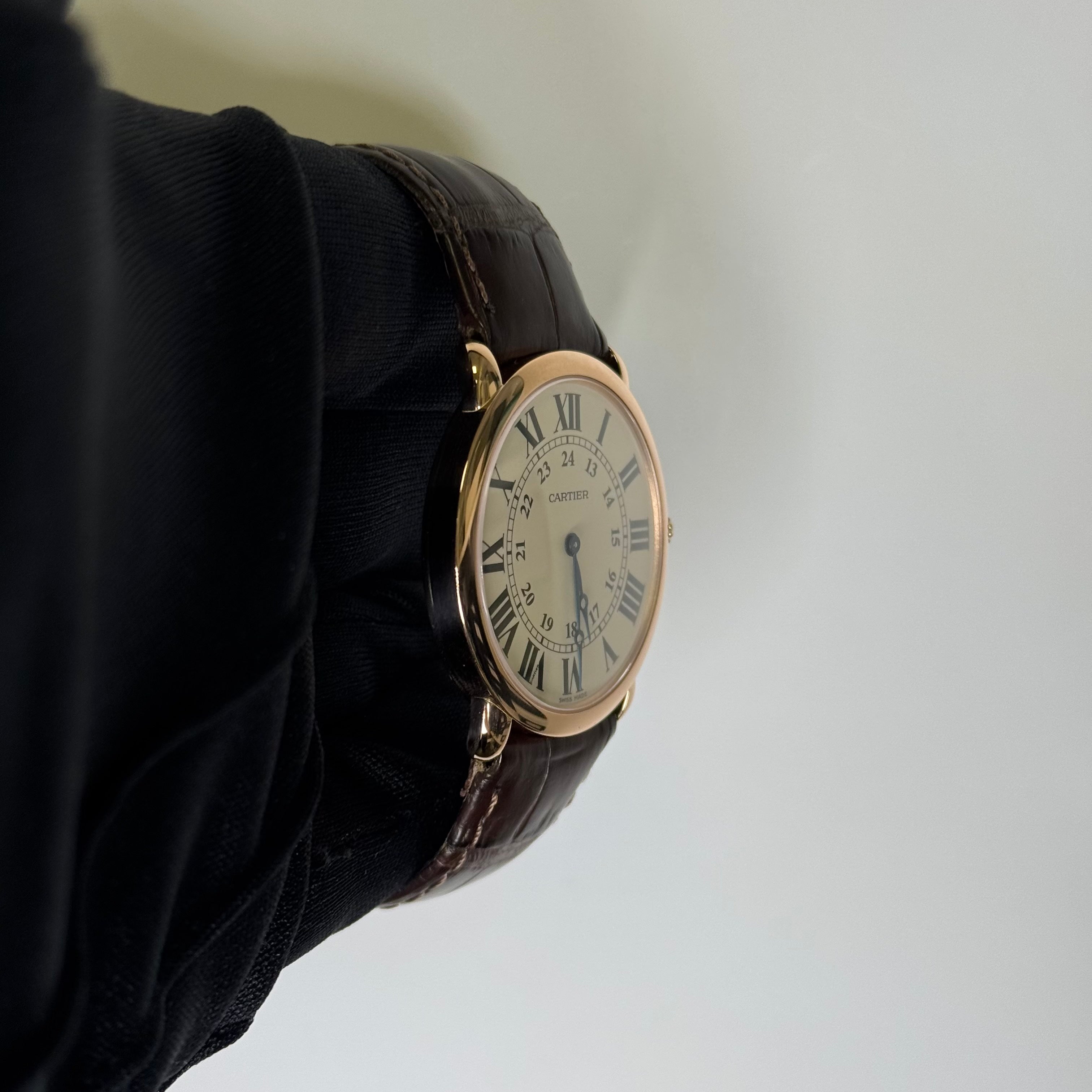 Cartier Ronde Louis 36mm 18K Rose Gold Cream Roman Dial Watch With Brown Leather Strap REF# W6800251 - Happy Jewelers Fine Jewelry Lifetime Warranty
