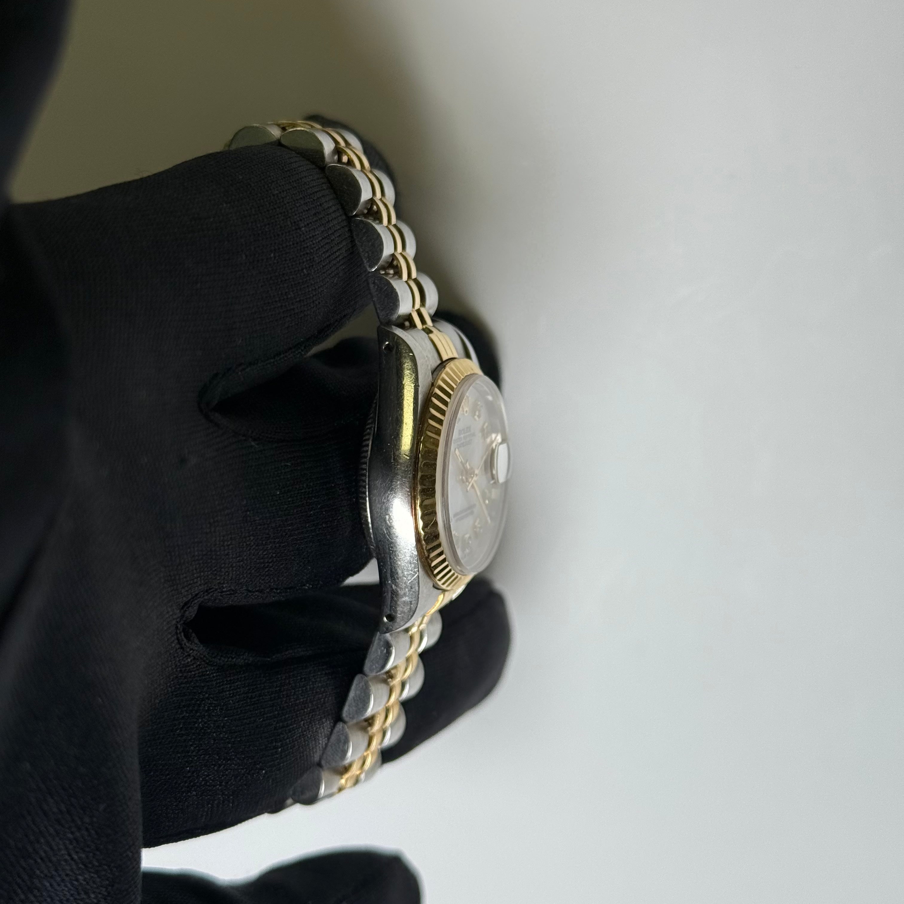 Rolex Datejust 26mm MOP Dial Watch Ref# 69173 - Happy Jewelers Fine Jewelry Lifetime Warranty