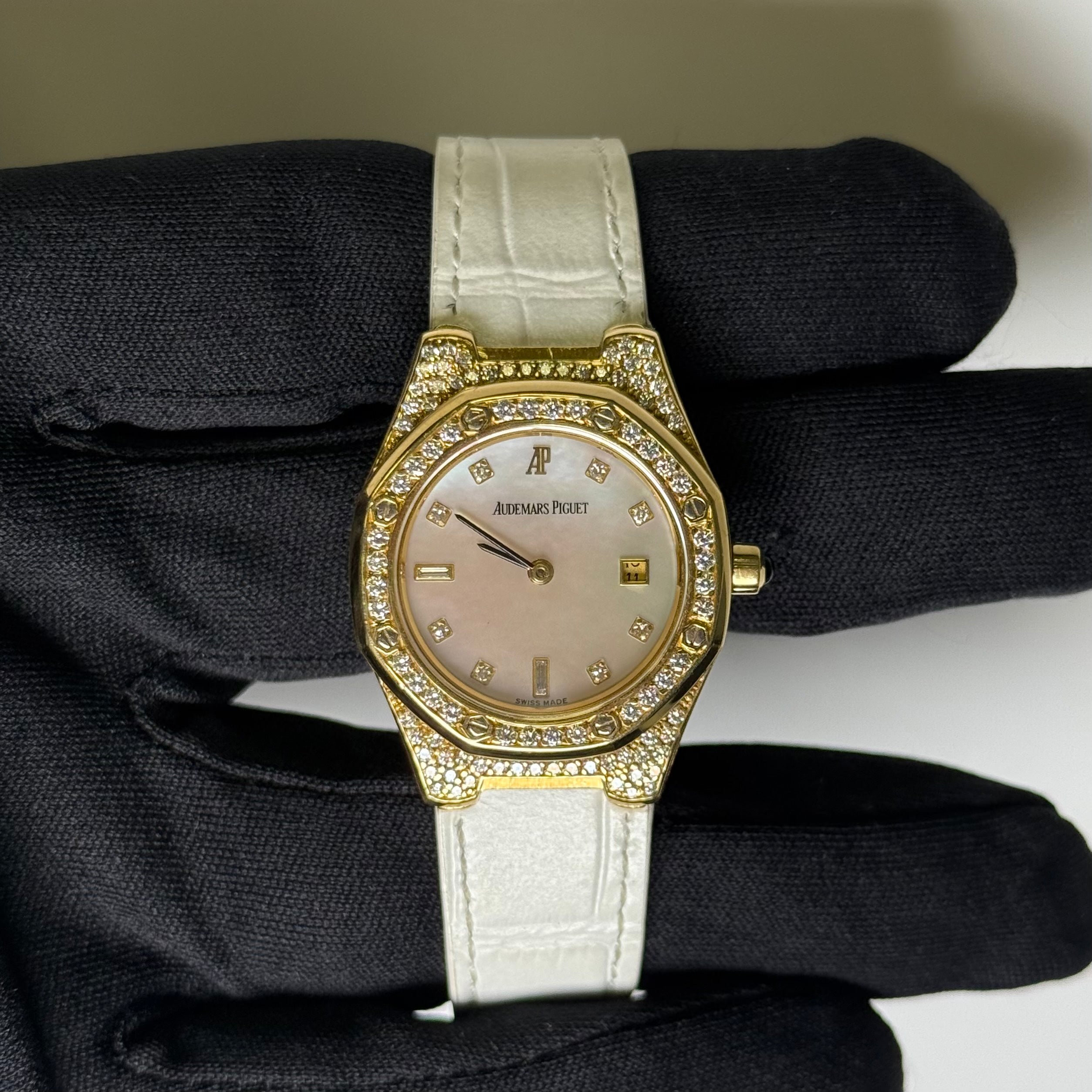 Audemars Piguet Royal Oak 28mm Watch Ref# 542 - Happy Jewelers Fine Jewelry Lifetime Warranty