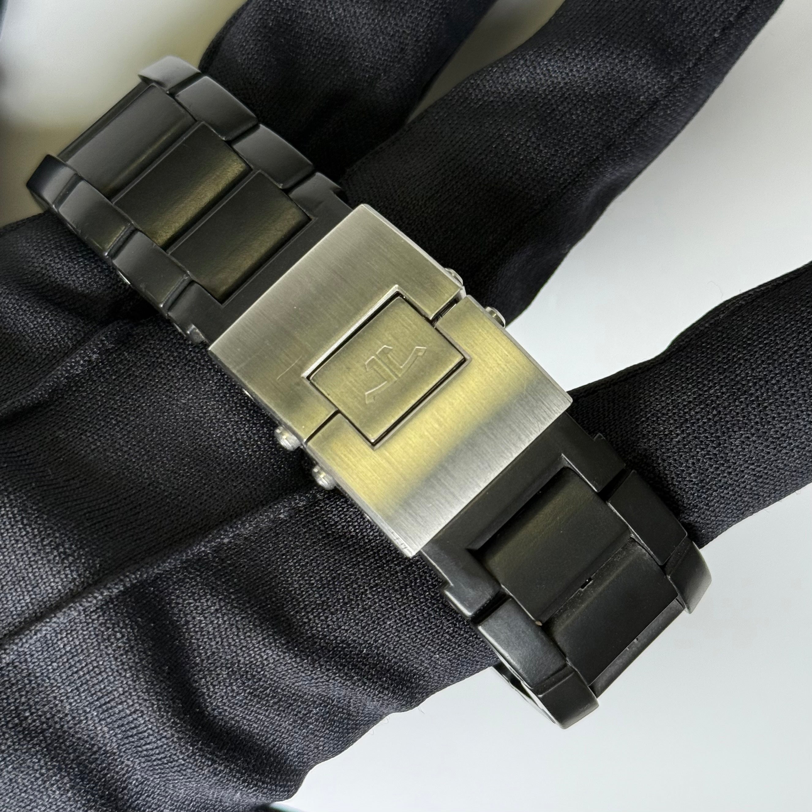Jaeger-LeCoultre Reverso 35mm Black Dial Ref# 230.8.77 - Happy Jewelers Fine Jewelry Lifetime Warranty