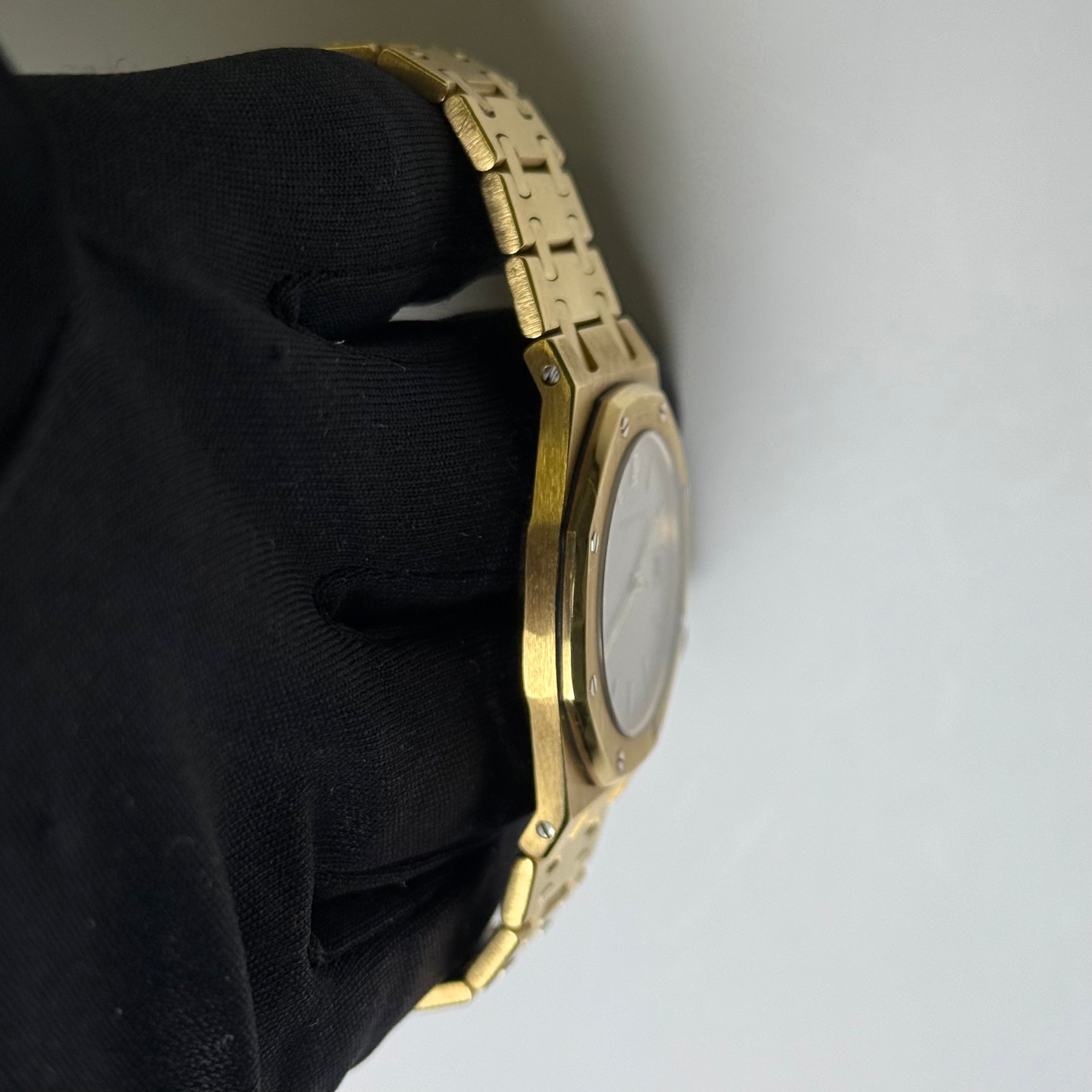 Audemars Piguet Royal Oak 33mm White Dial Watch Ref# 56175BA