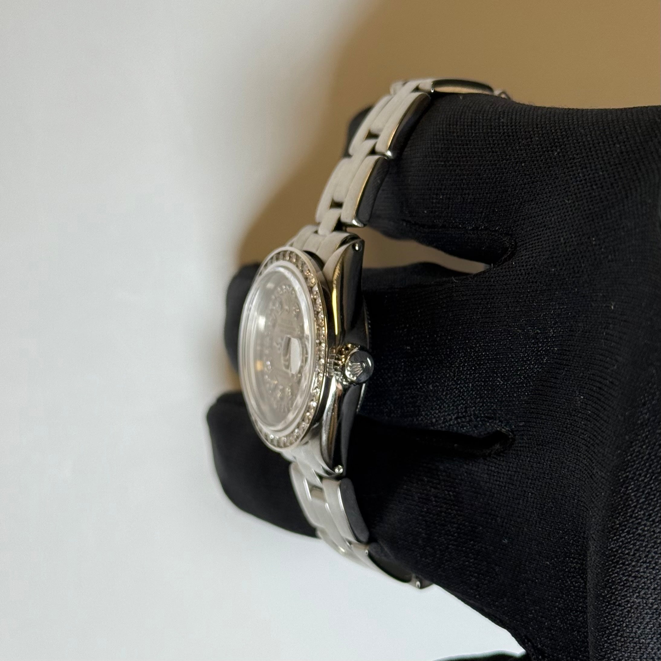 Rolex Oyster Perpetual Datejust 26mm MOP Dial Watch Ref# 69160