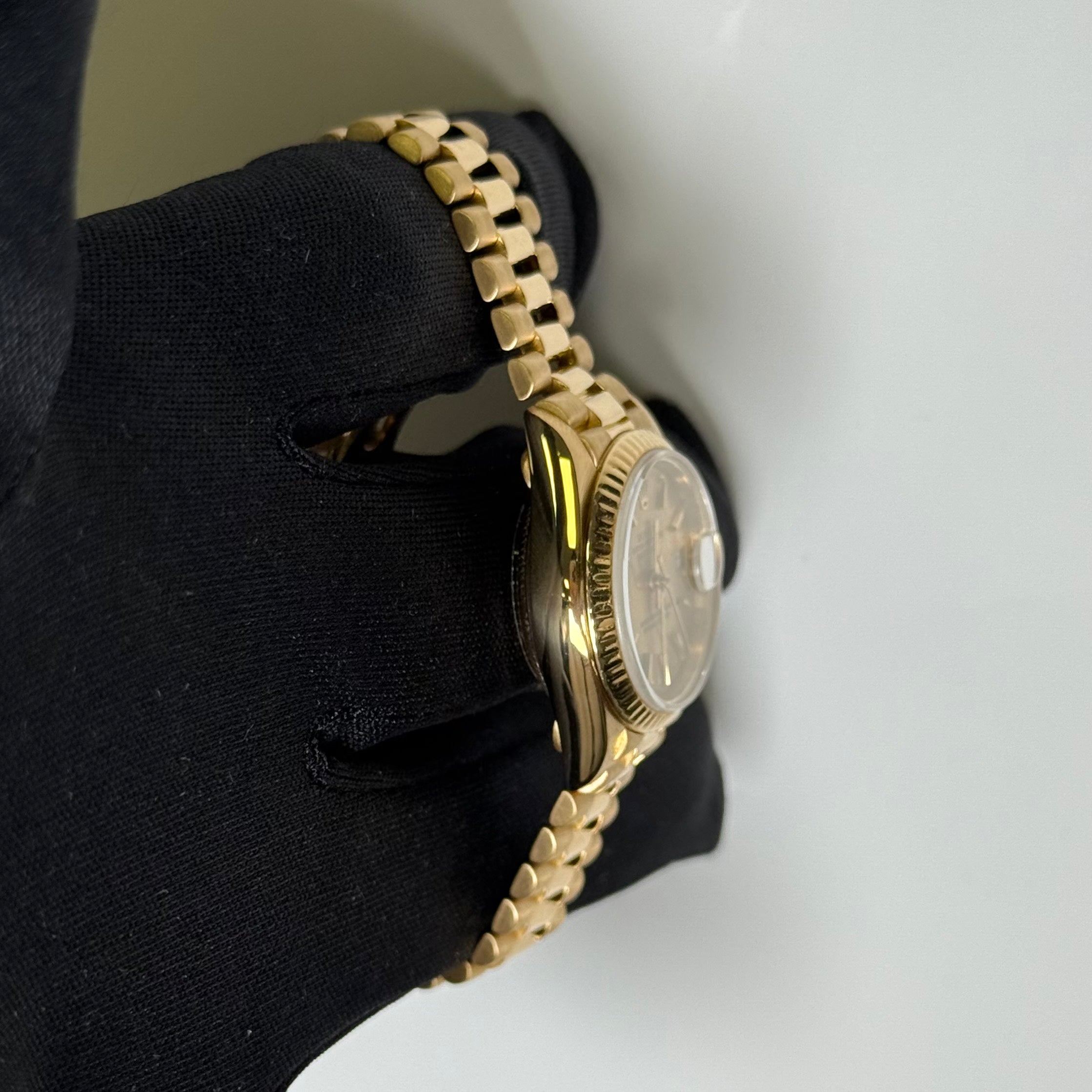 Rolex Datejust 26mm Champagne Dial Watch Ref# 69178