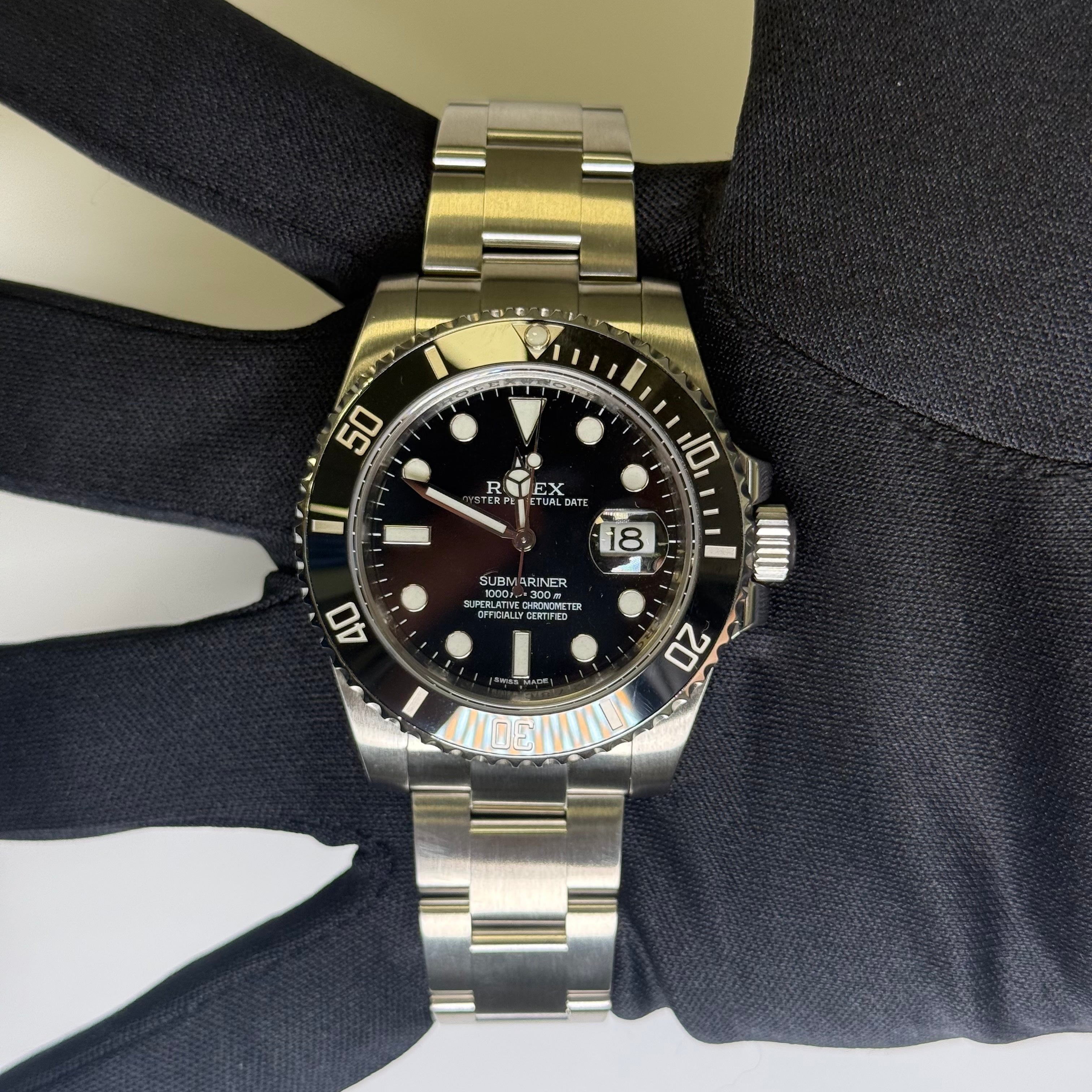 Rolex Submariner 40mm Black Dot Dial Ref# 116610LN