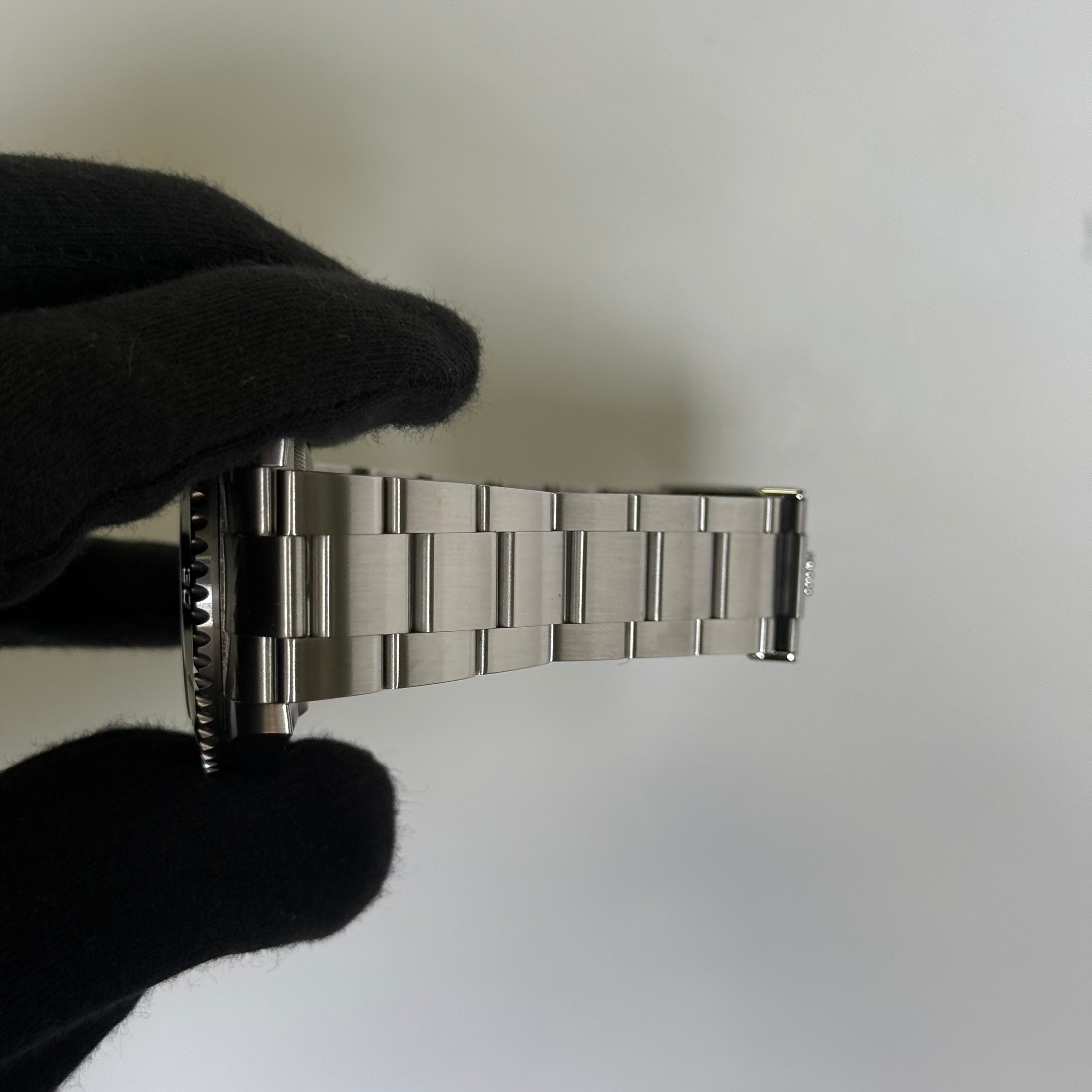 Rolex Submariner 41mm Black Dial Watch Ref# 124060