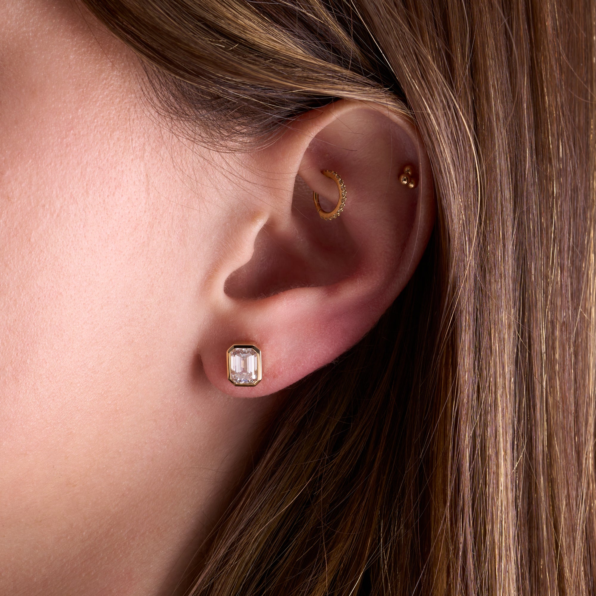 Bezel Lab Diamond Emerald Stud Earrings - Happy Jewelers Fine Jewelry Lifetime Warranty
