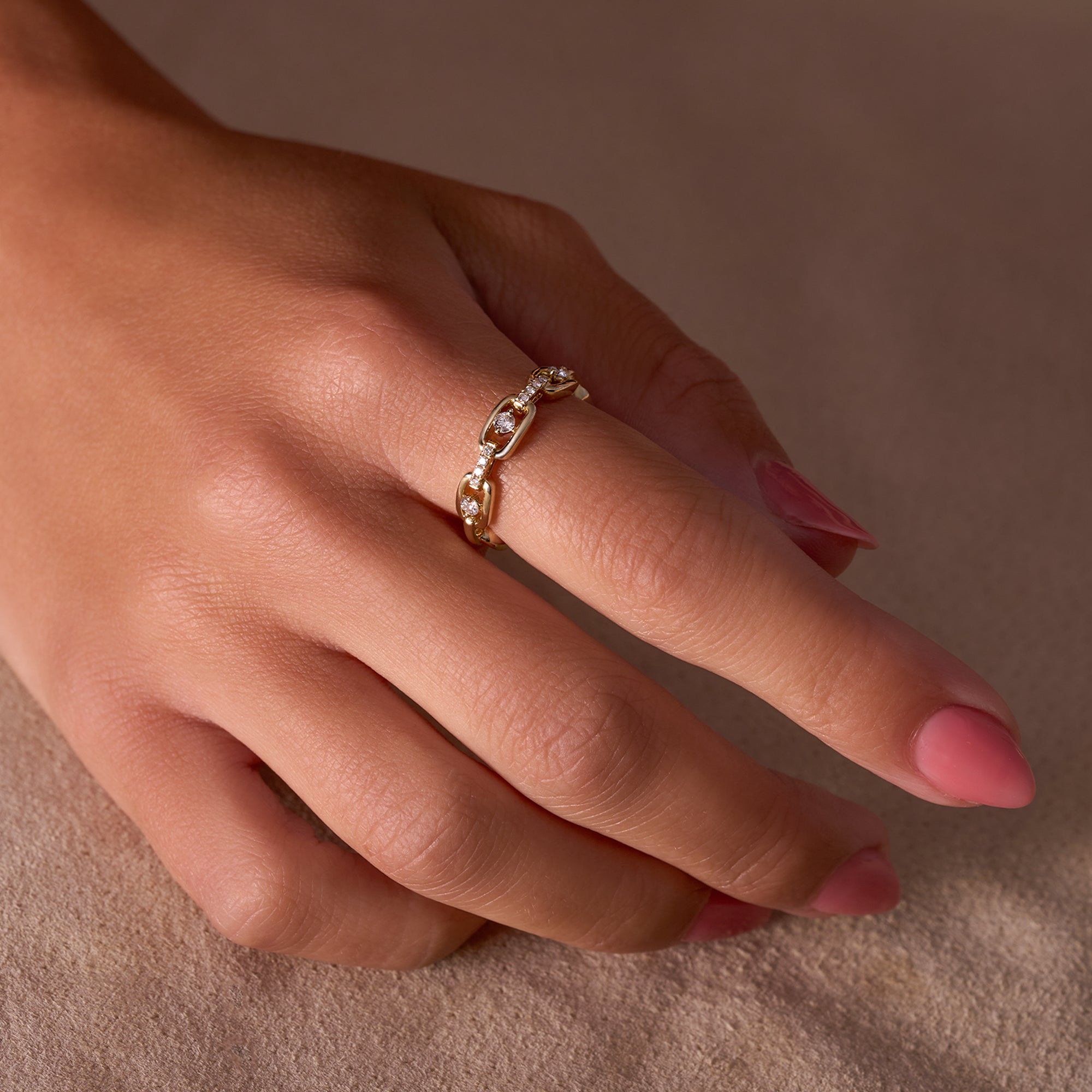 Diamond Chain Link Band
