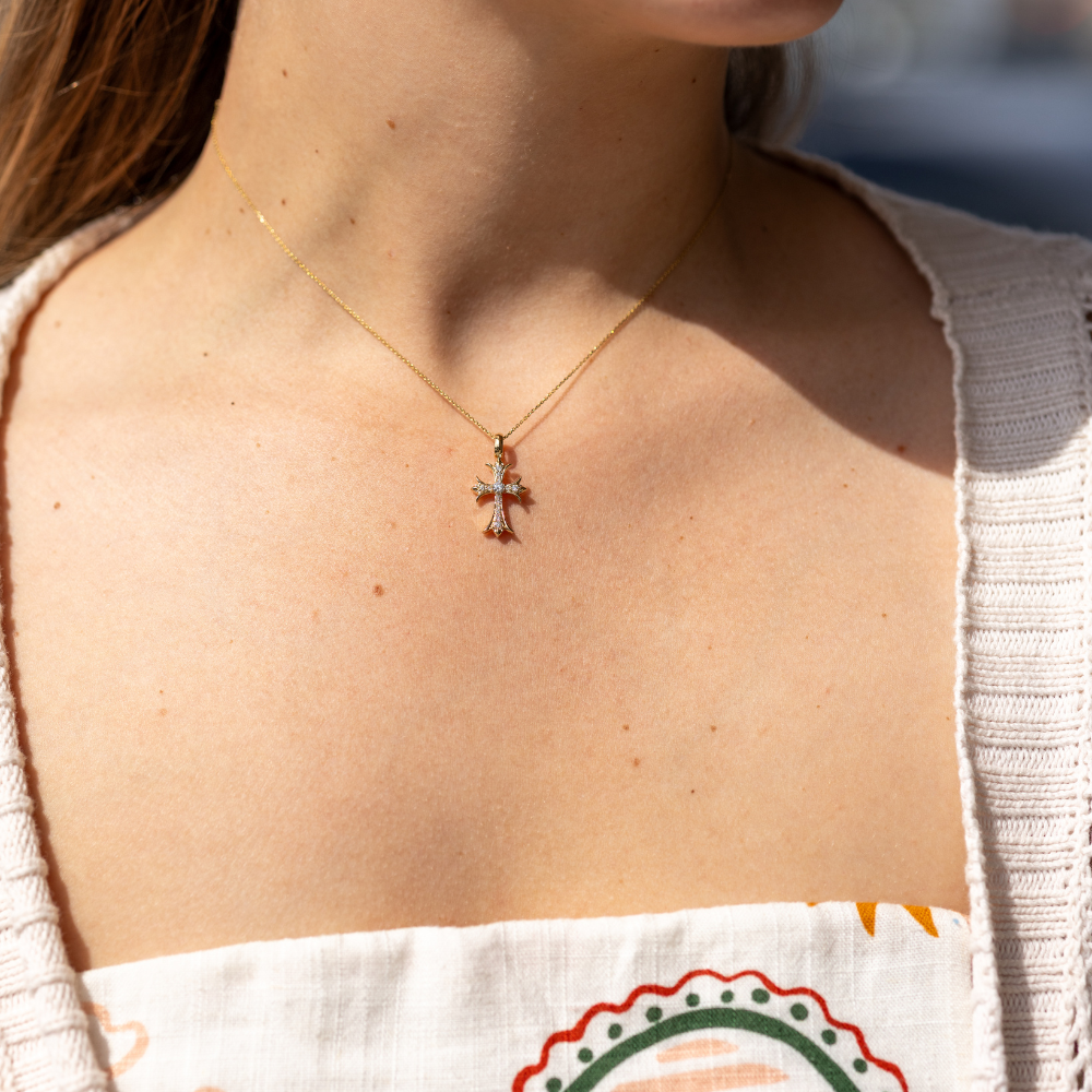 Cathedral Diamond Cross Pendant - Happy Jewelers Fine Jewelry Lifetime Warranty