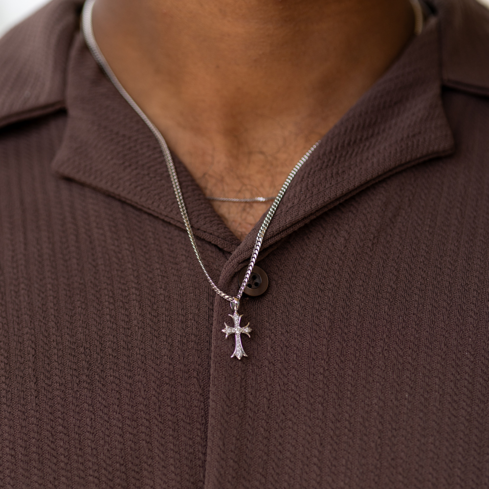 Cathedral Diamond Cross Pendant - Happy Jewelers Fine Jewelry Lifetime Warranty