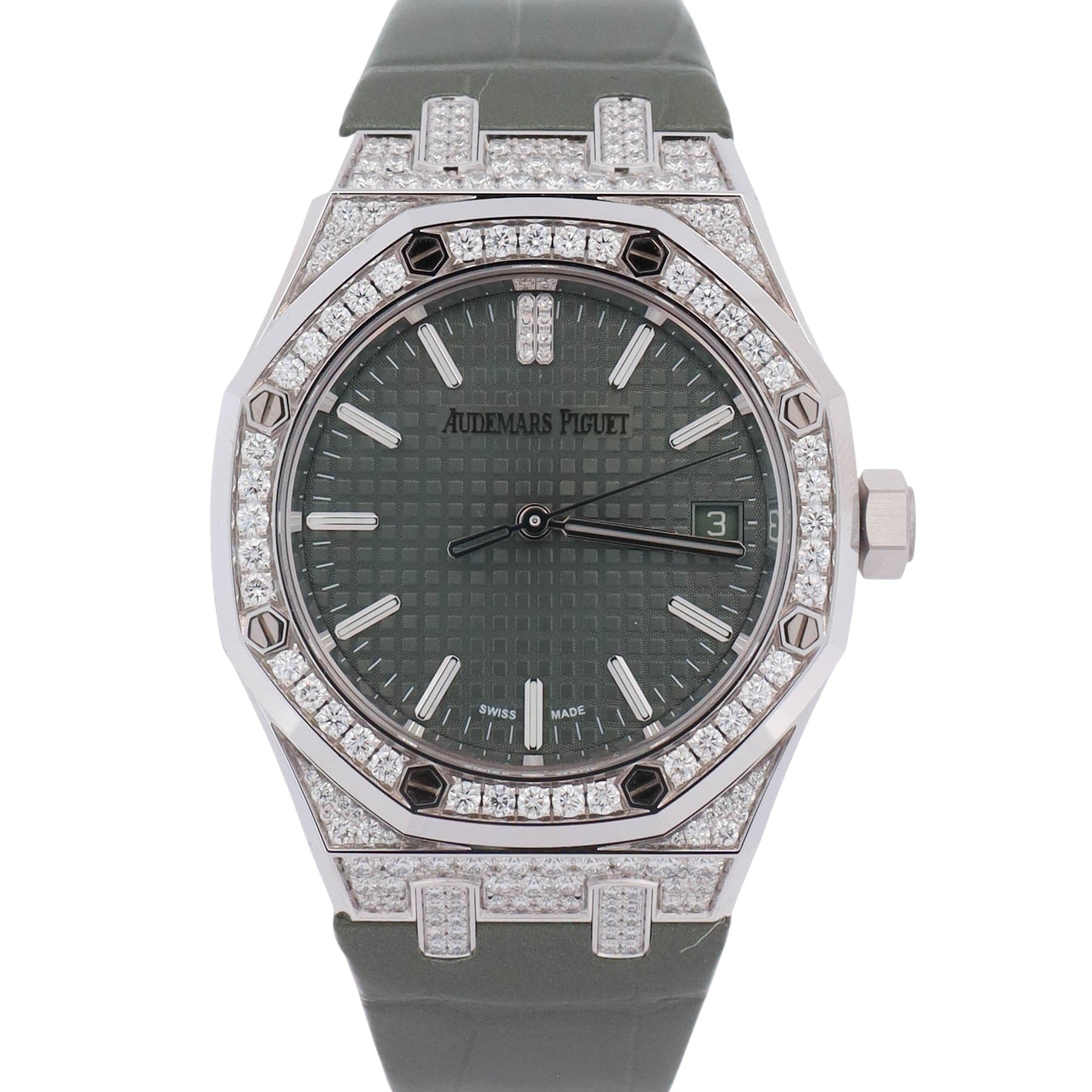 Audemars Piguet Royal Oak 37mm Green Dial Watch Ref# 15551BC.ZZ.D405CR.01