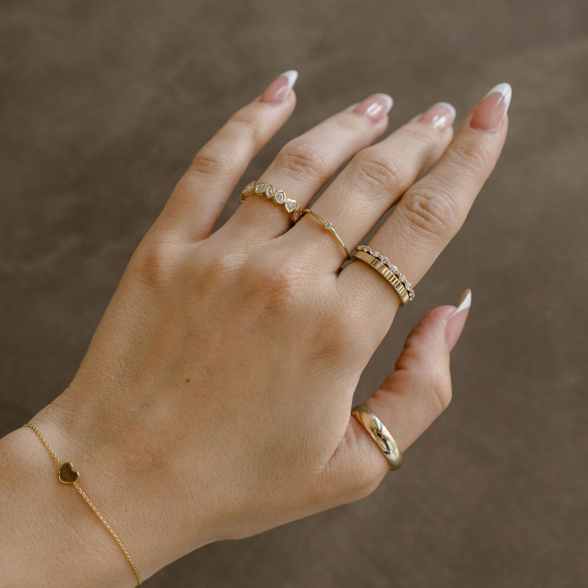 Aster Single Diamond Band - Happy Jewelers Fine Jewelry Lifetime Warranty